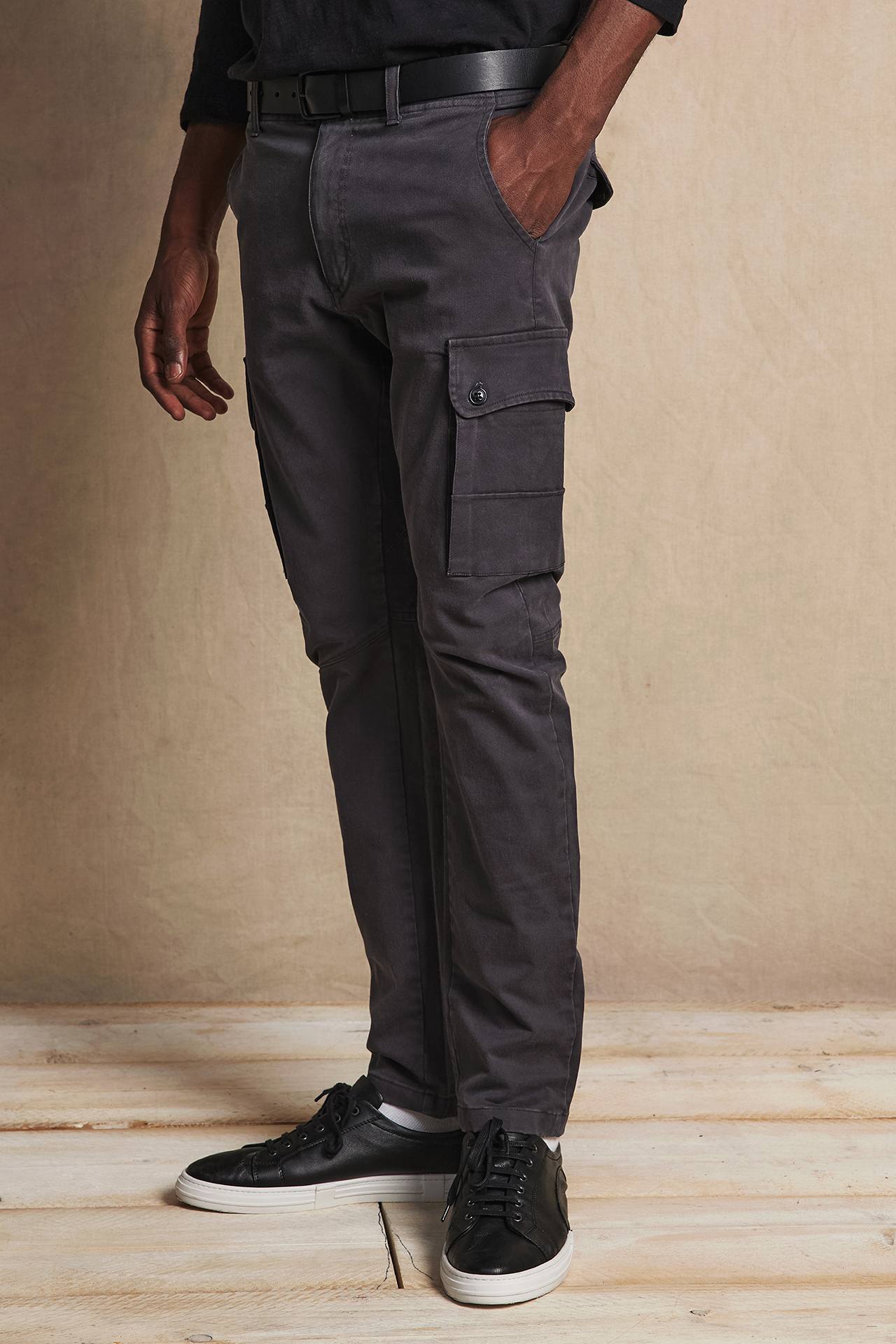 CARGO TROUSERS