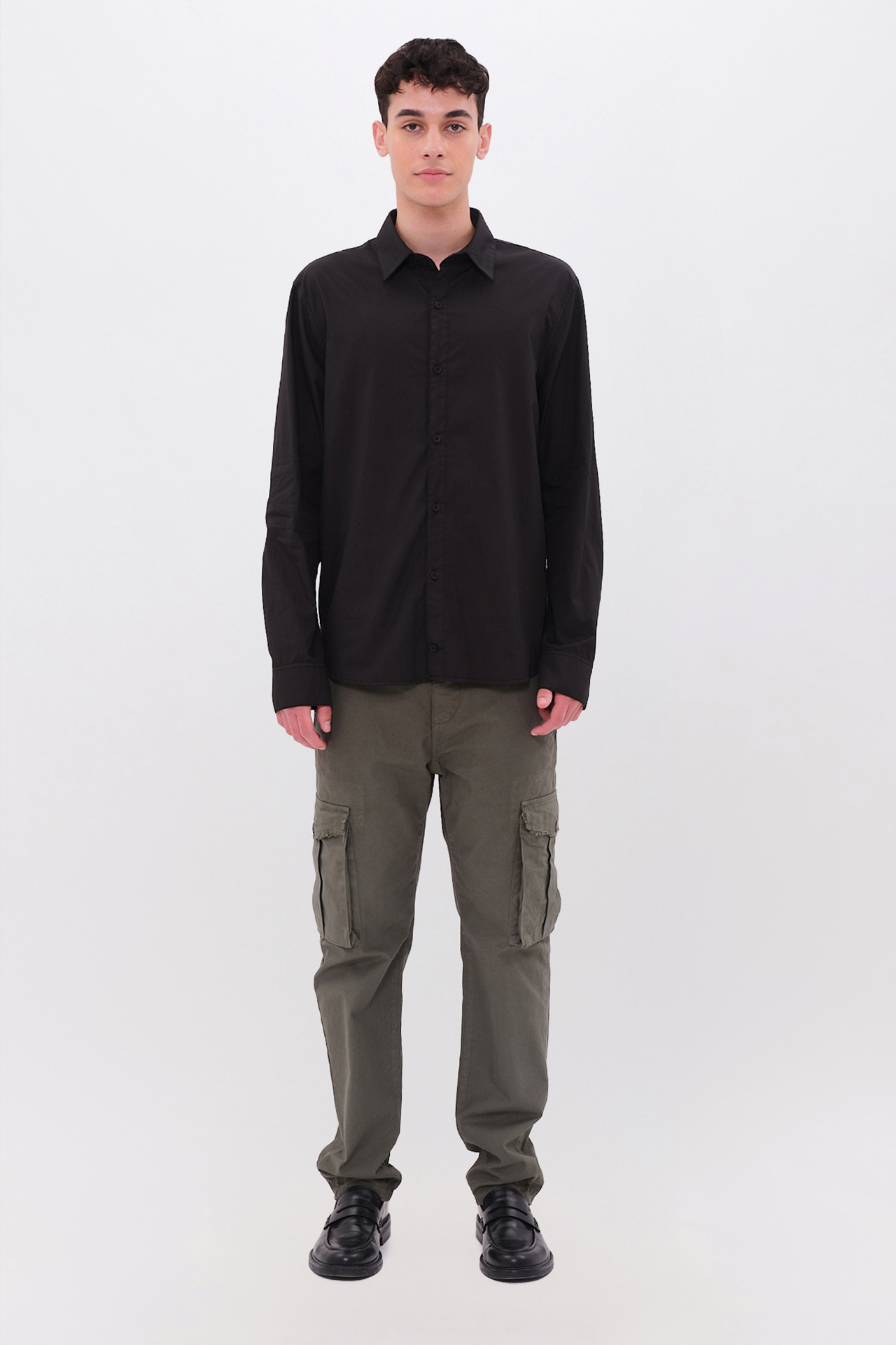 REGULAR FIT BUTTONED SHIRT