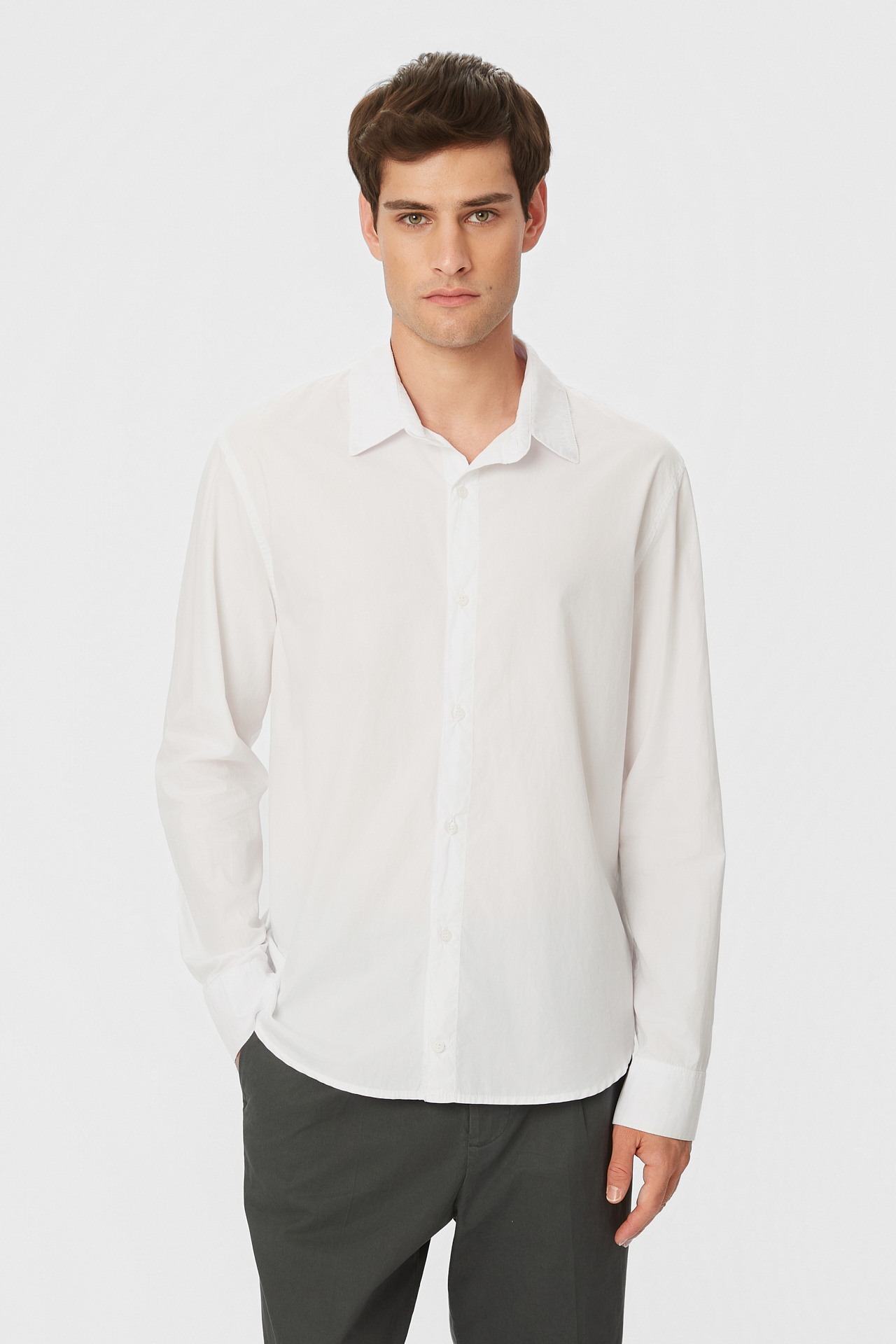 REGULAR FIT BUTTONED SHIRT