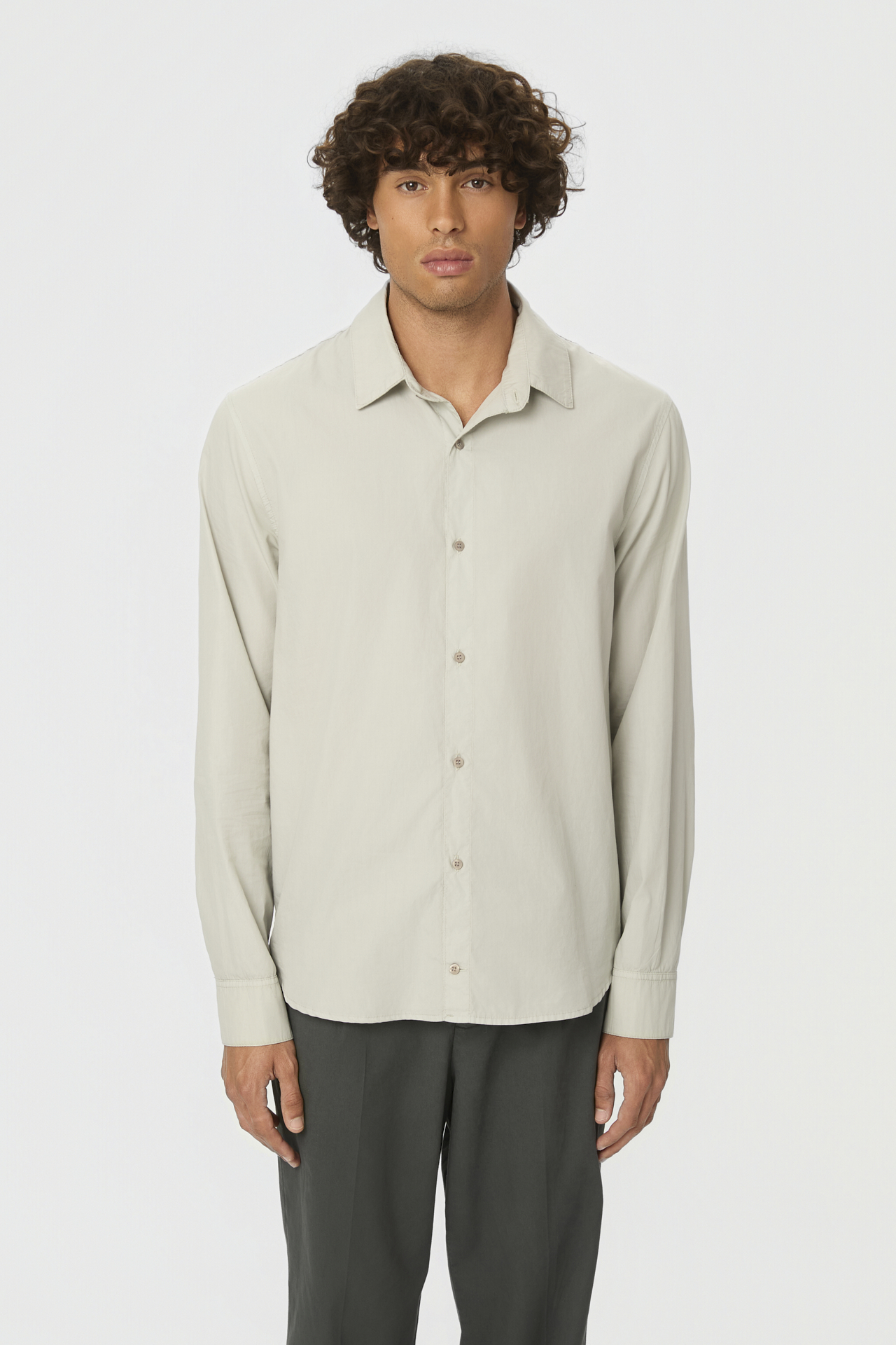 REGULAR FIT BUTTONED SHIRT