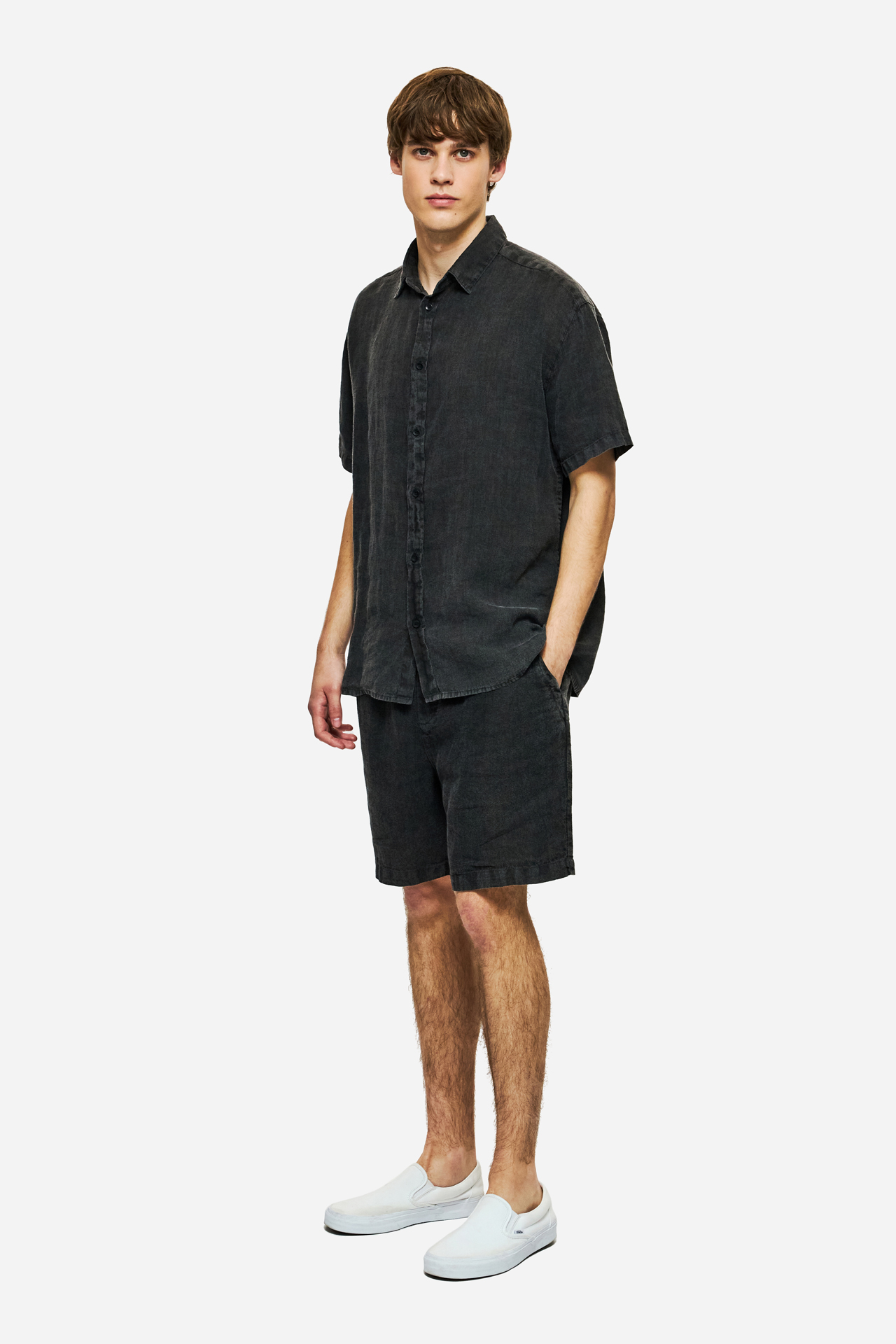 SHORTSLEEVE LINEN SHIRT
