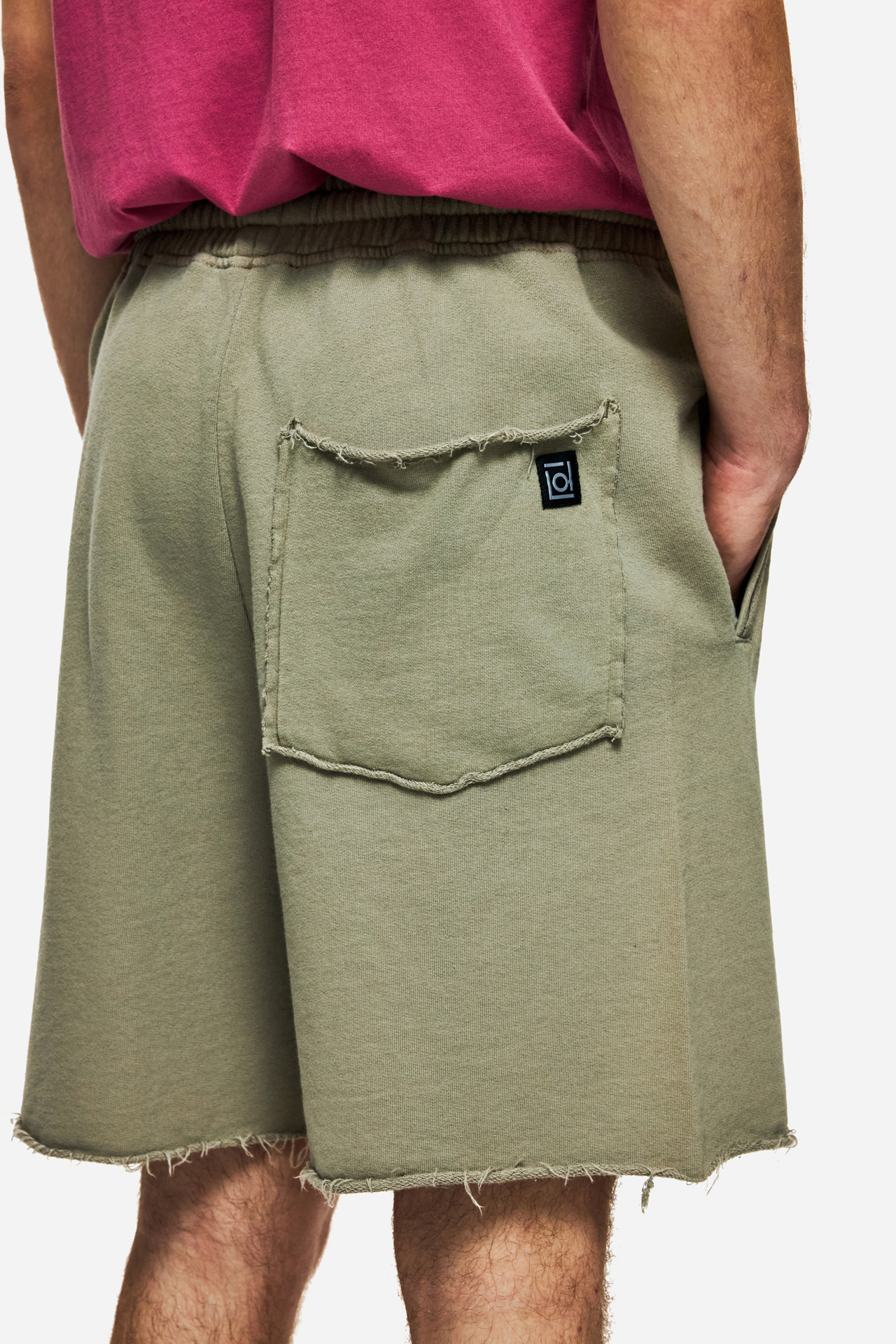 RAW EDGES SWEATBERMUDA