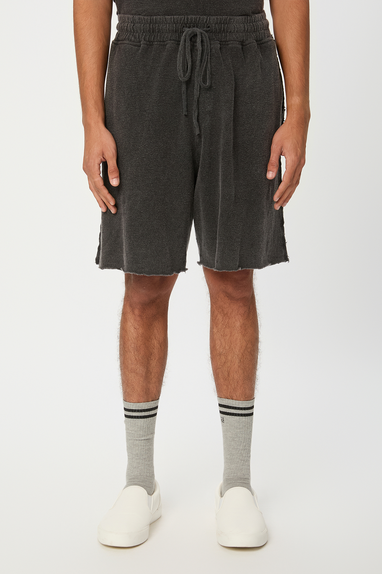 SWEATBERMUDA WITH RAW EDGES