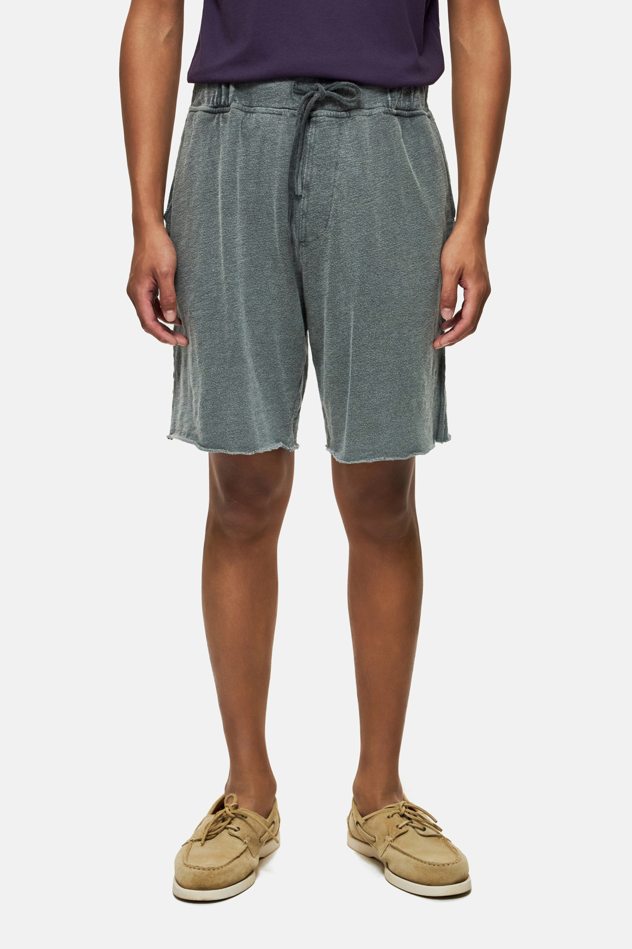 SWEATBERMUDA WITH RAW EDGES