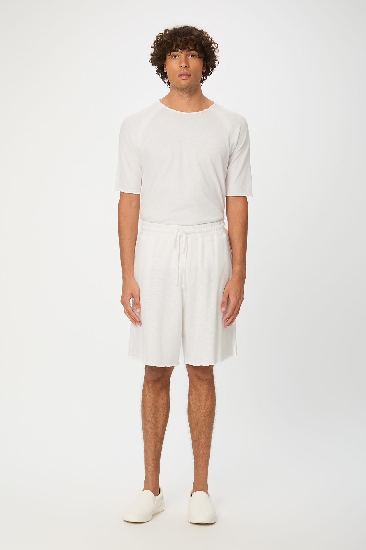 SWEATBERMUDA WITH RAW EDGES