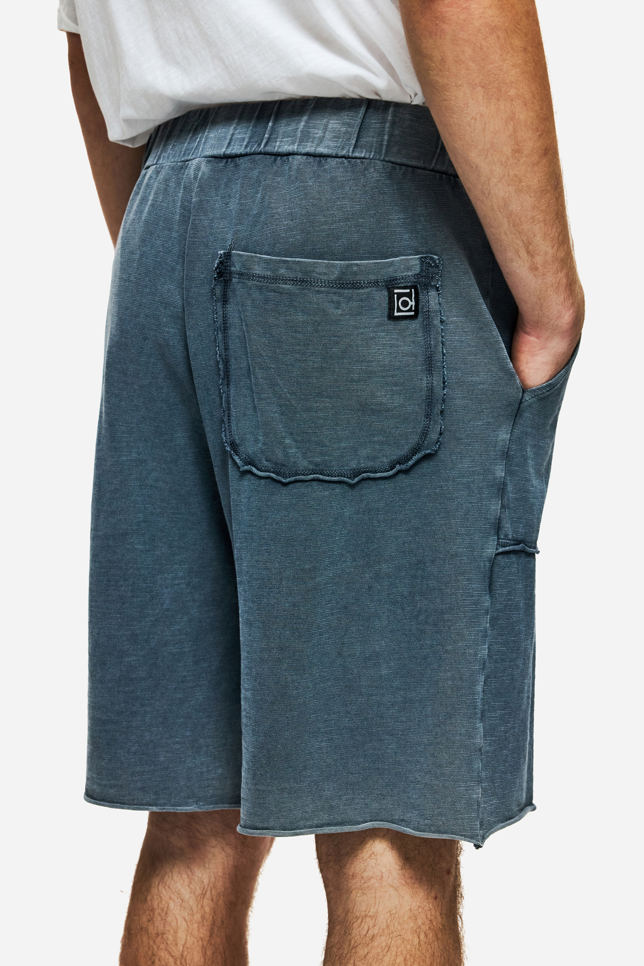 RAW EDGES SWEATBERMUDA