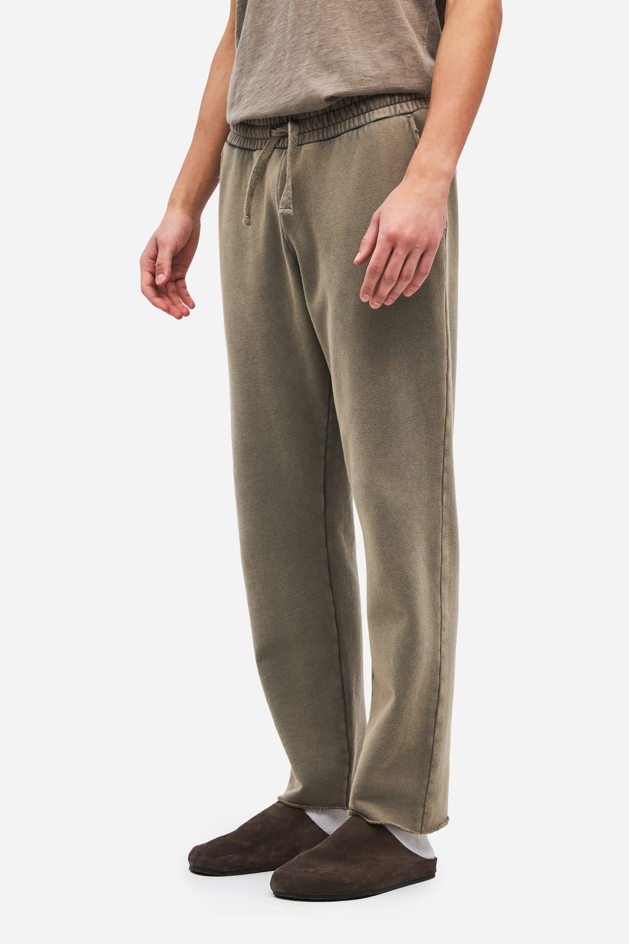 SWEATPANTS WITH DESTROYS