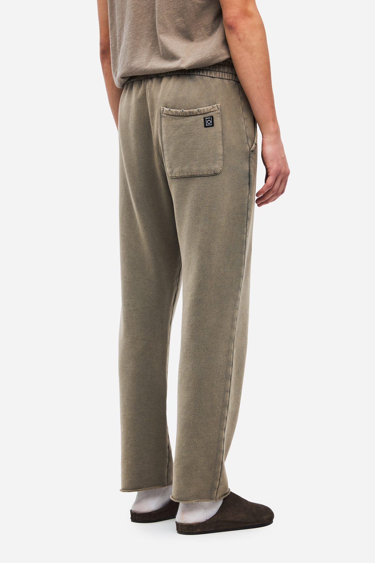 SWEATPANTS WITH DESTROYS