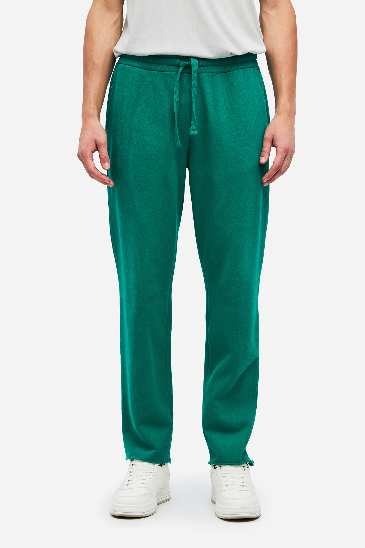 SWEATPANTS WITH DESTROYS