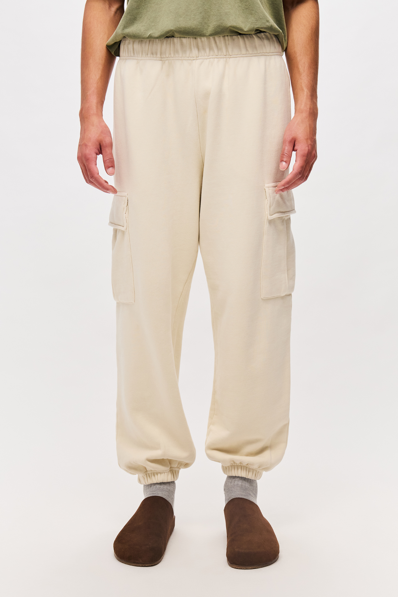 RELAXED CARGO SWEATPANT