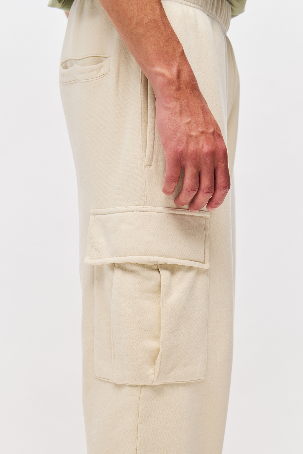 RELAXED CARGO SWEATPANT