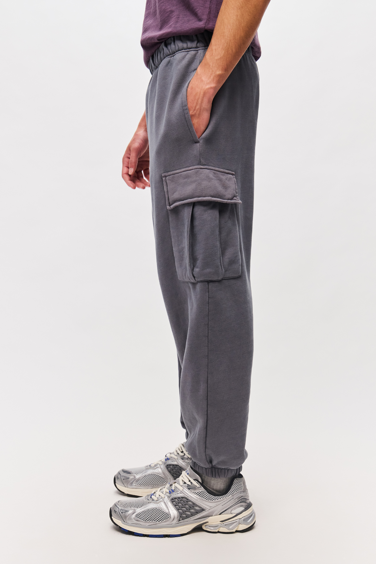RELAXED CARGO SWEATPANT