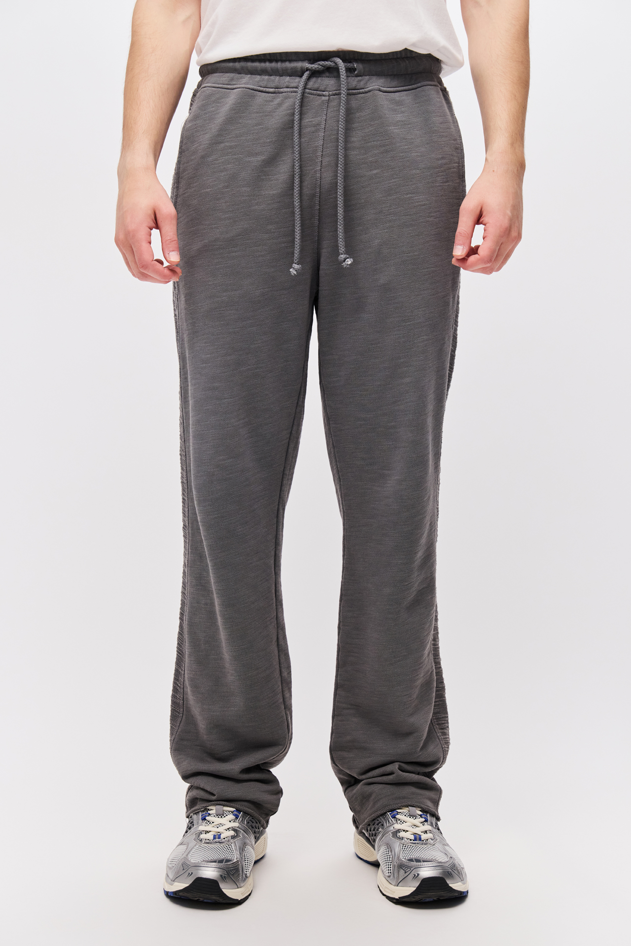 RELAXED SWEATPANTS WITH CONTRAST PANEL