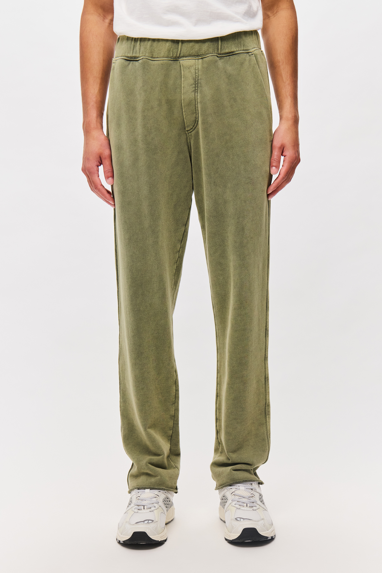 THE RAW EDGES SWEATPANT