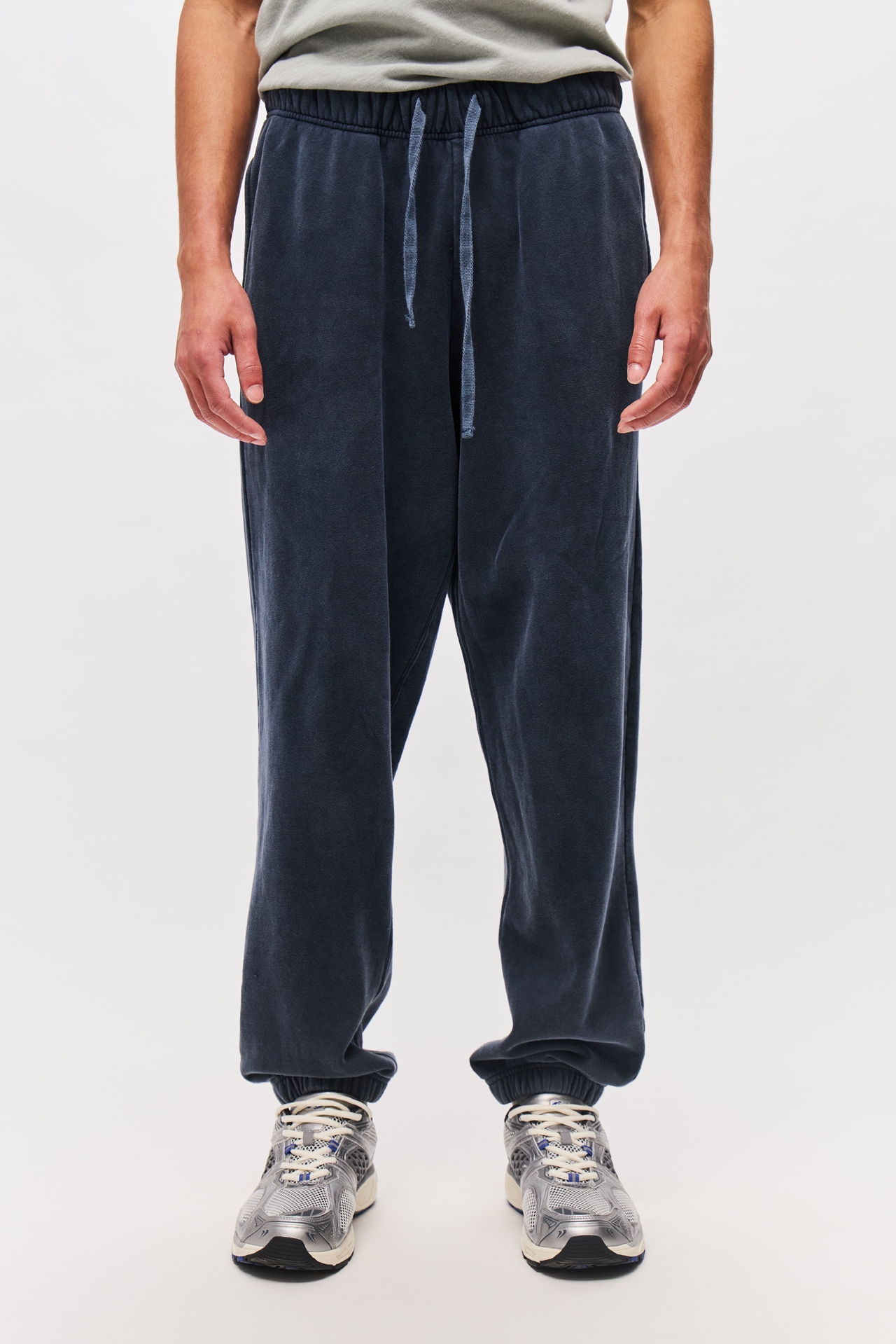 RELAXED CUFFED SWEATPANTS