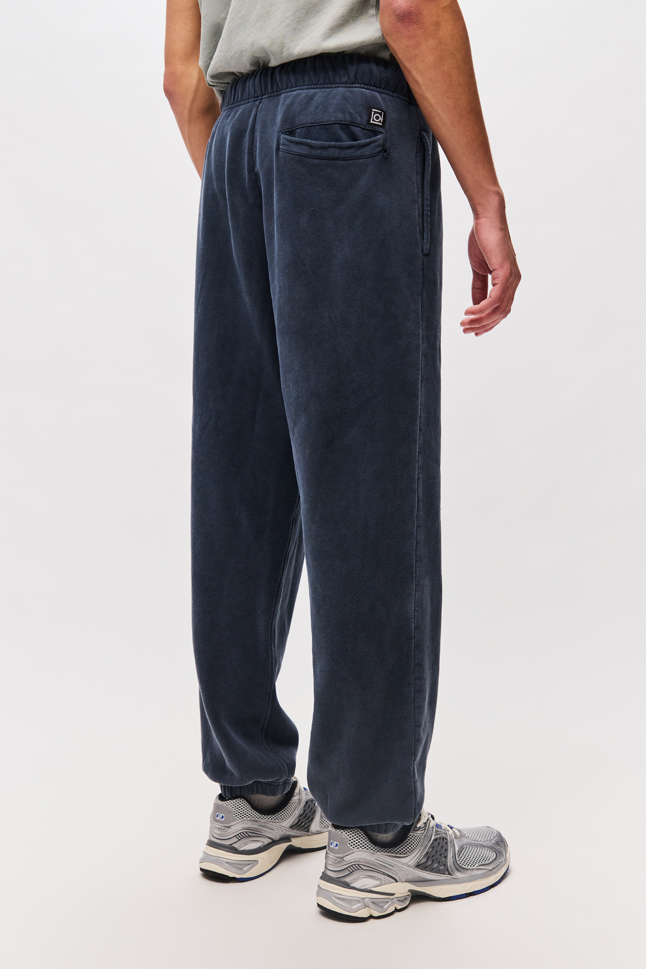 RELAXED CUFFED SWEATPANTS