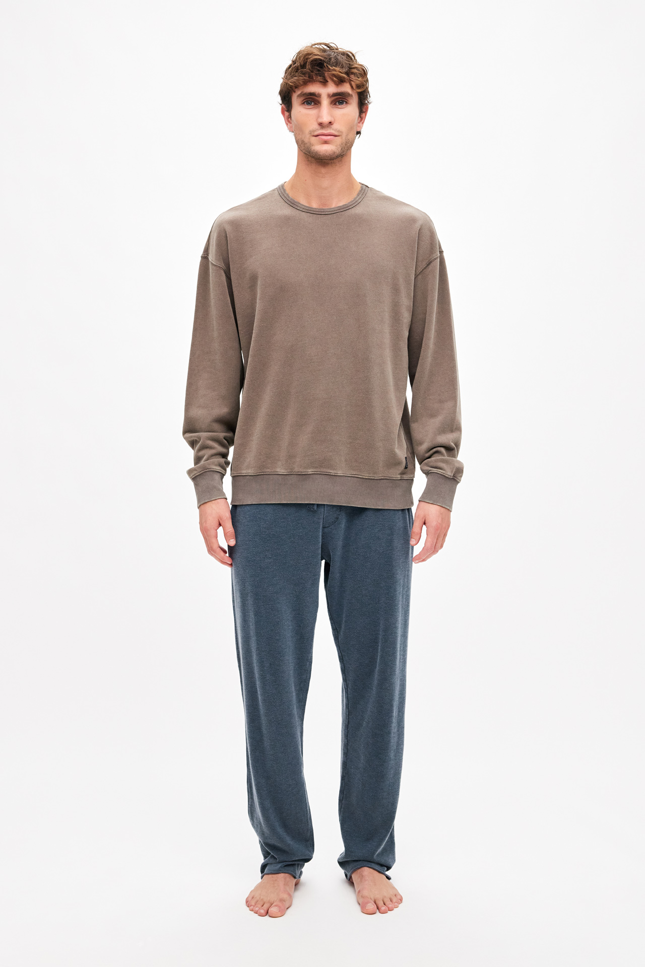 RAW CUT SWEATPANTS
