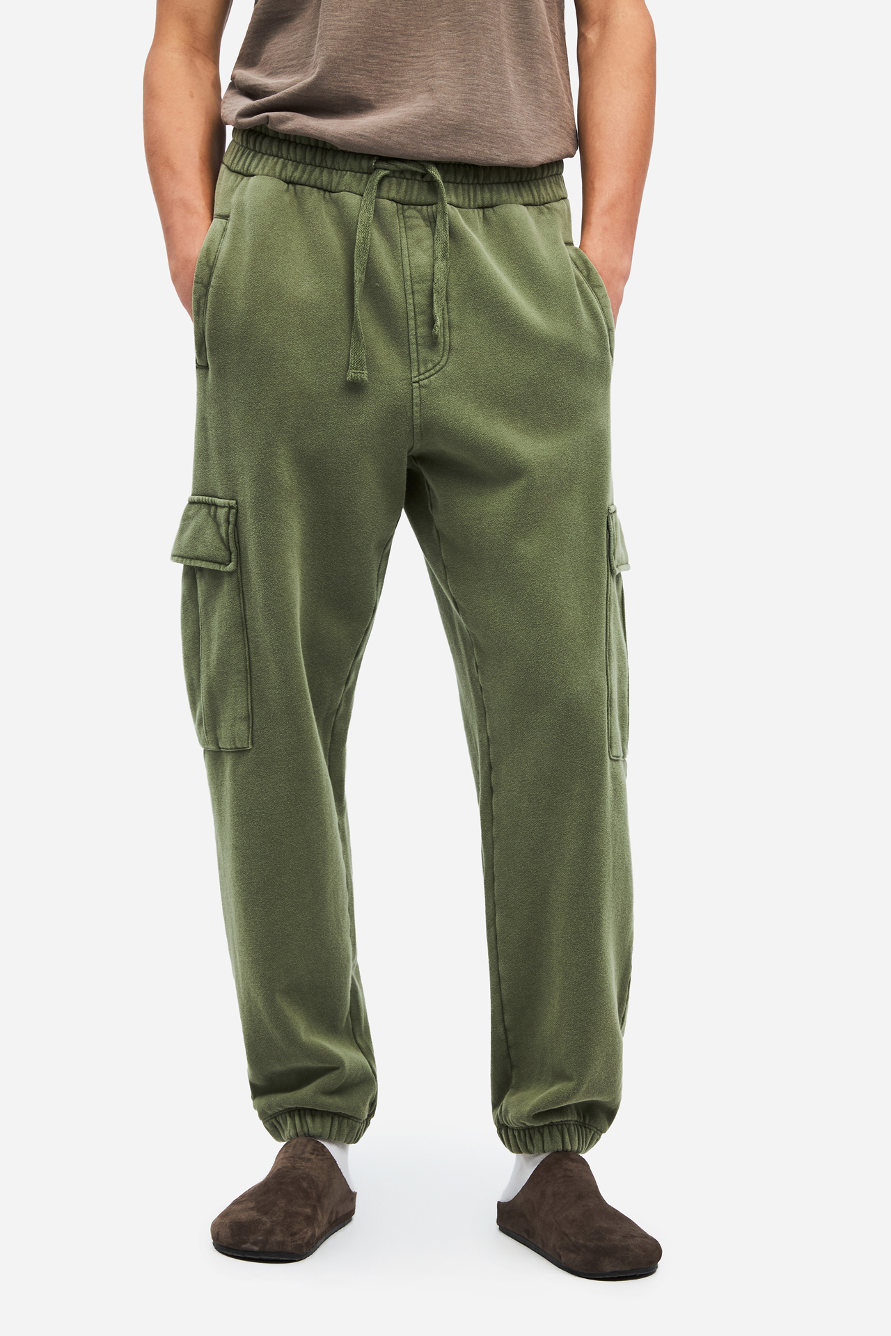 RELAXED CARGO SWEATPANTS
