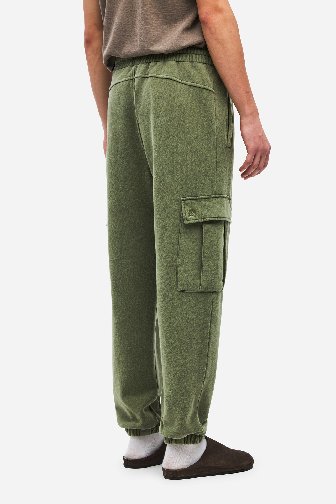 RELAXED CARGO SWEATPANTS