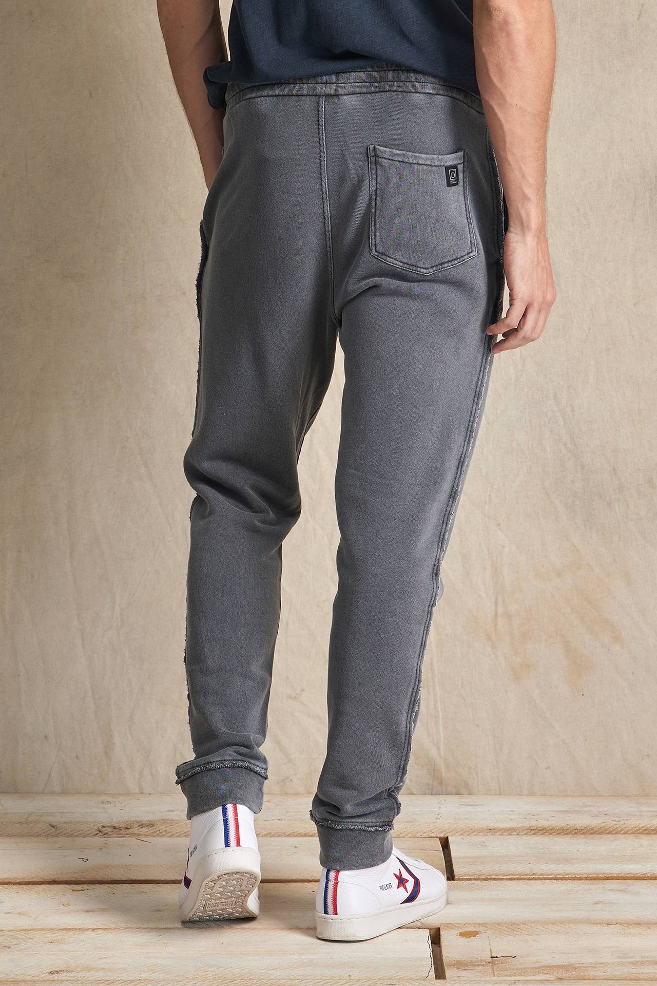 ACID LOOSE KNIT RAW-CUT JOGGER