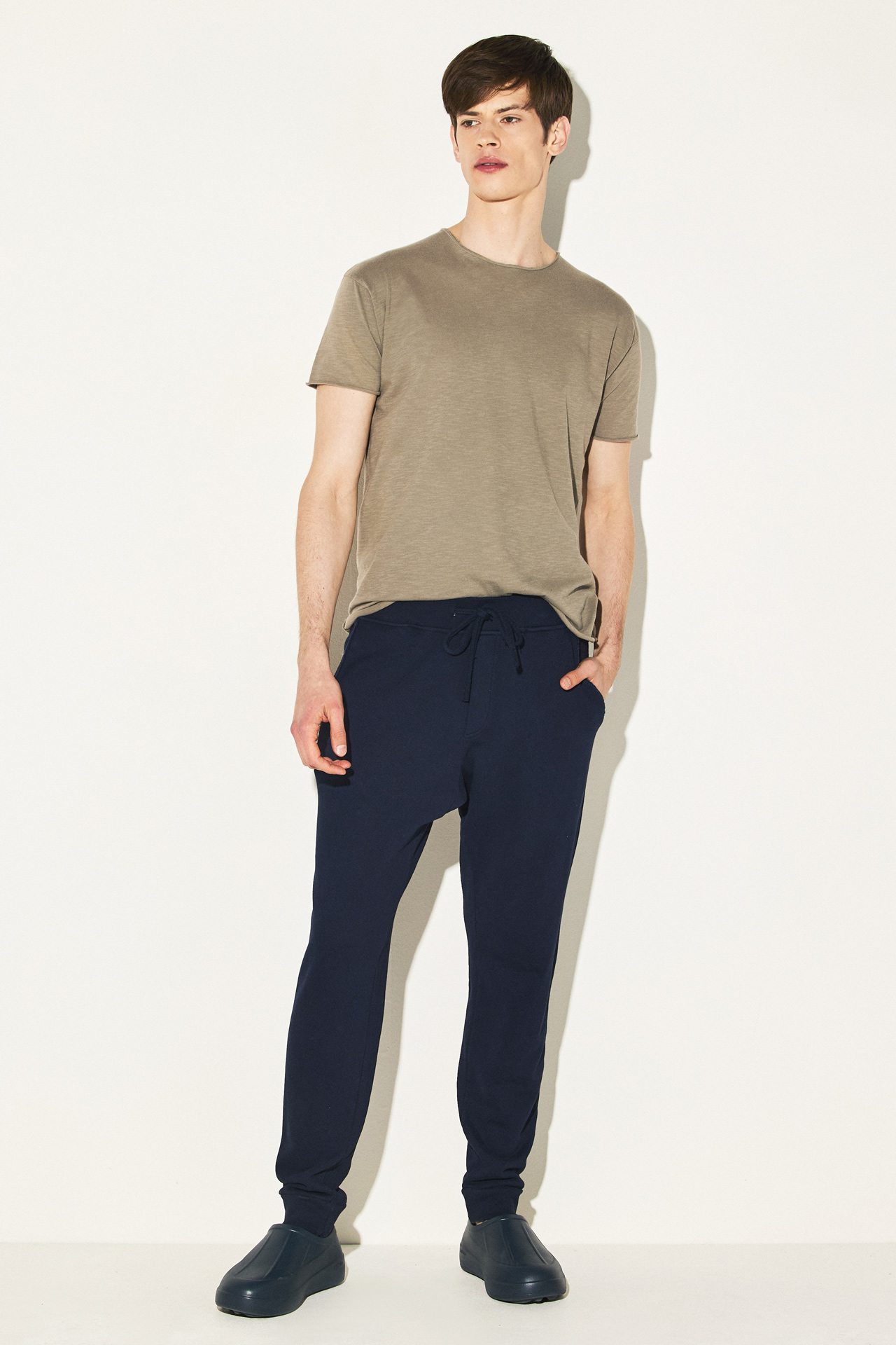 LOOSE KNIT DESTROYED POCKETS SP.