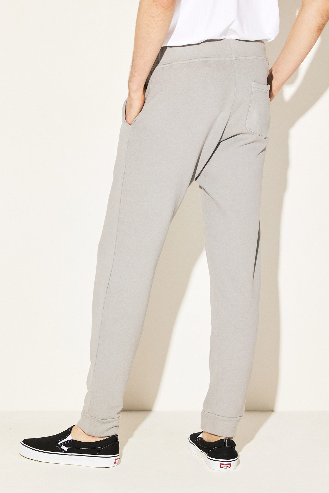 LOOSE KNIT DESTROYED POCKETS SP.