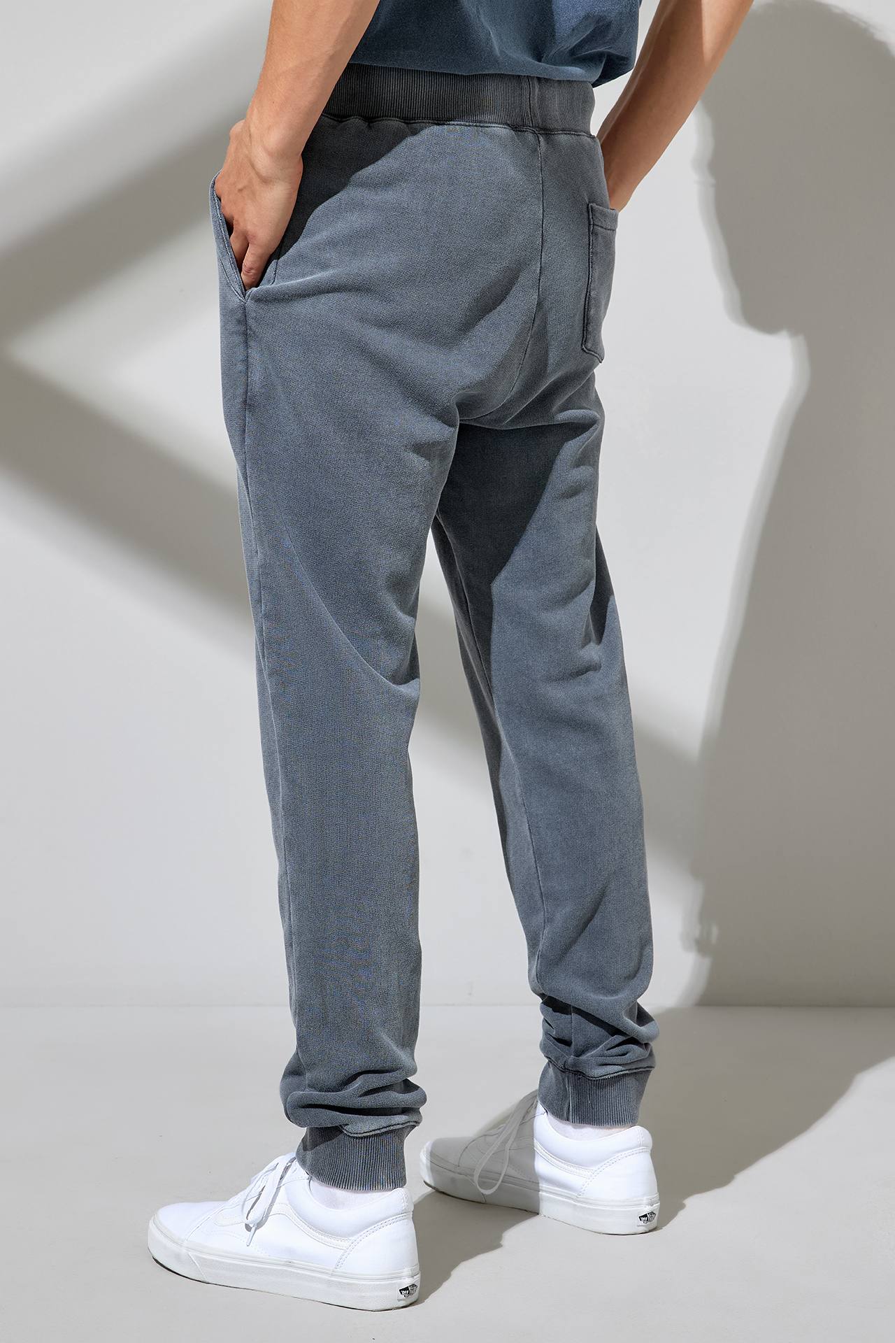 ACID LOOSE KNIT TRIANGLE POCKET SP