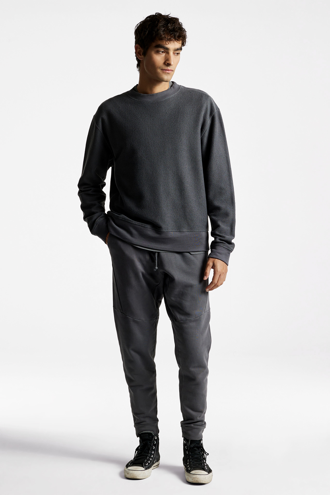 Divided Detailing Sweatpants