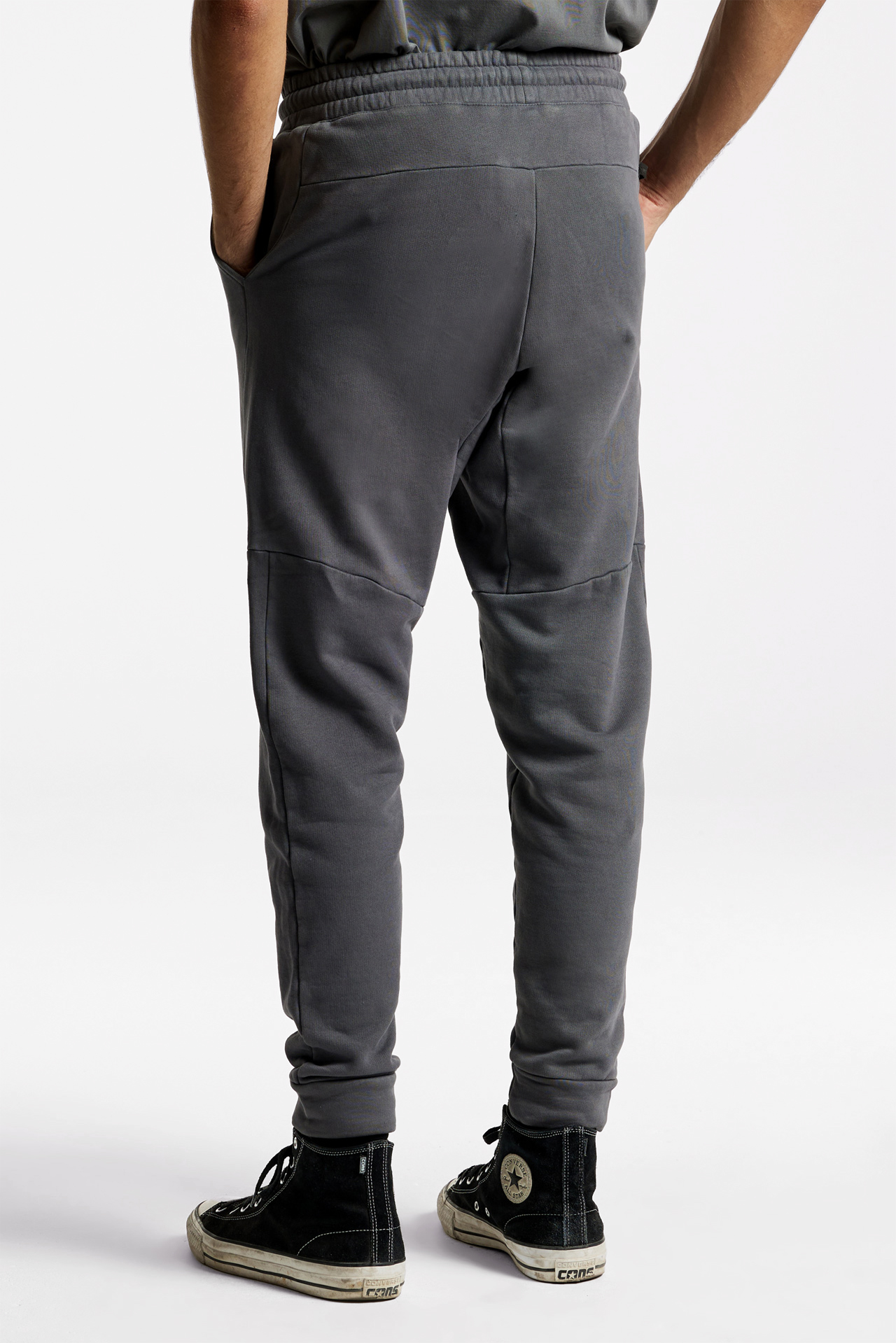 Divided Detailing Sweatpants