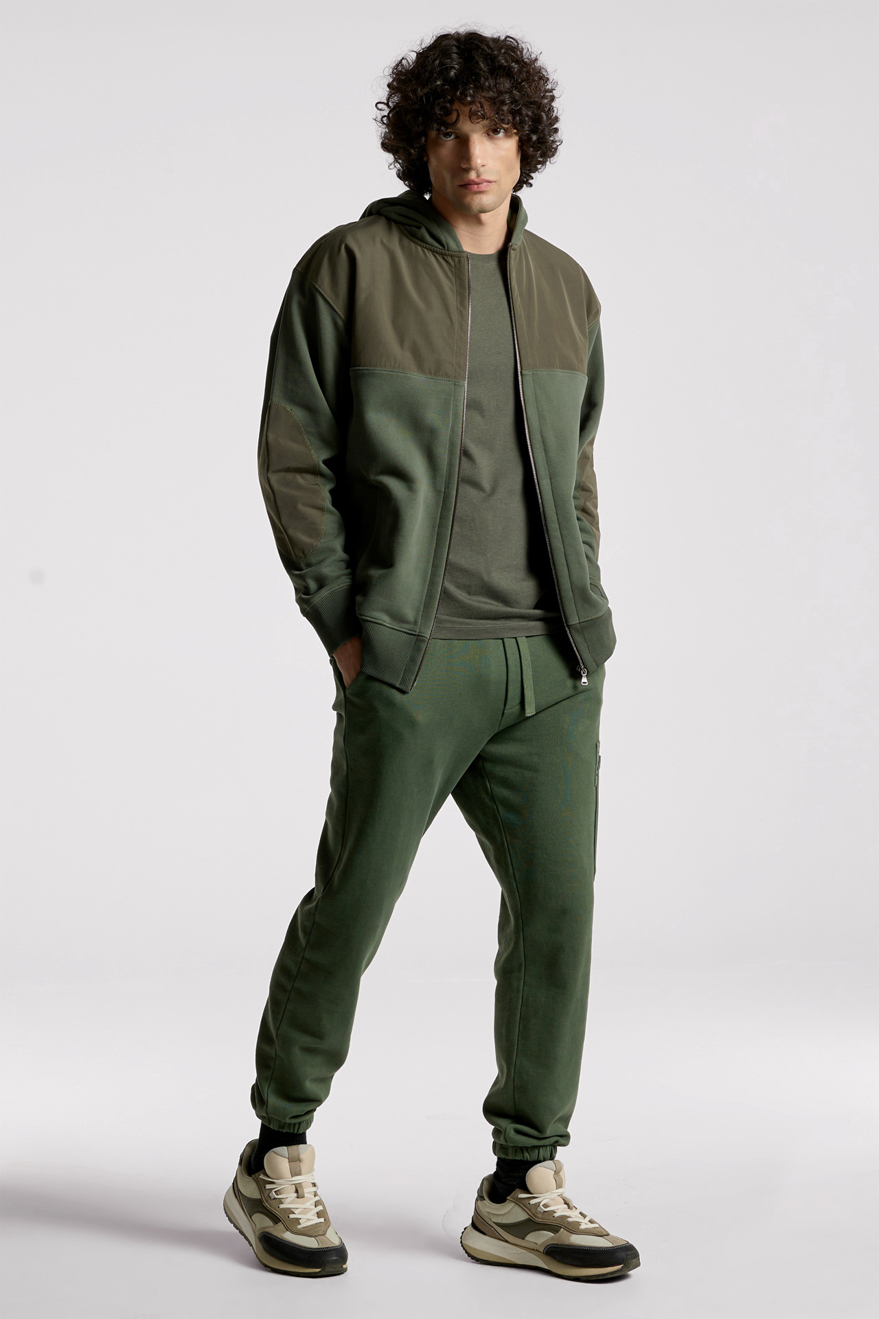 Cargo Mixed Fabric Sweatpants