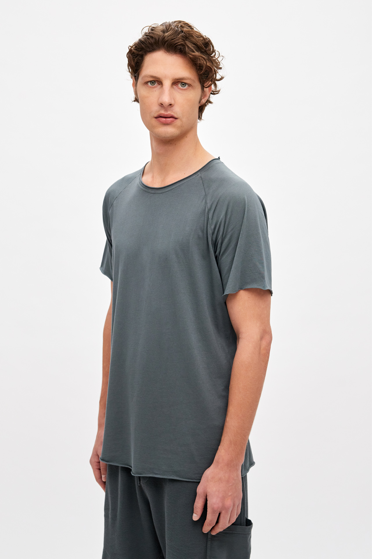 Classic Raw Cut Raglan T-Shirt