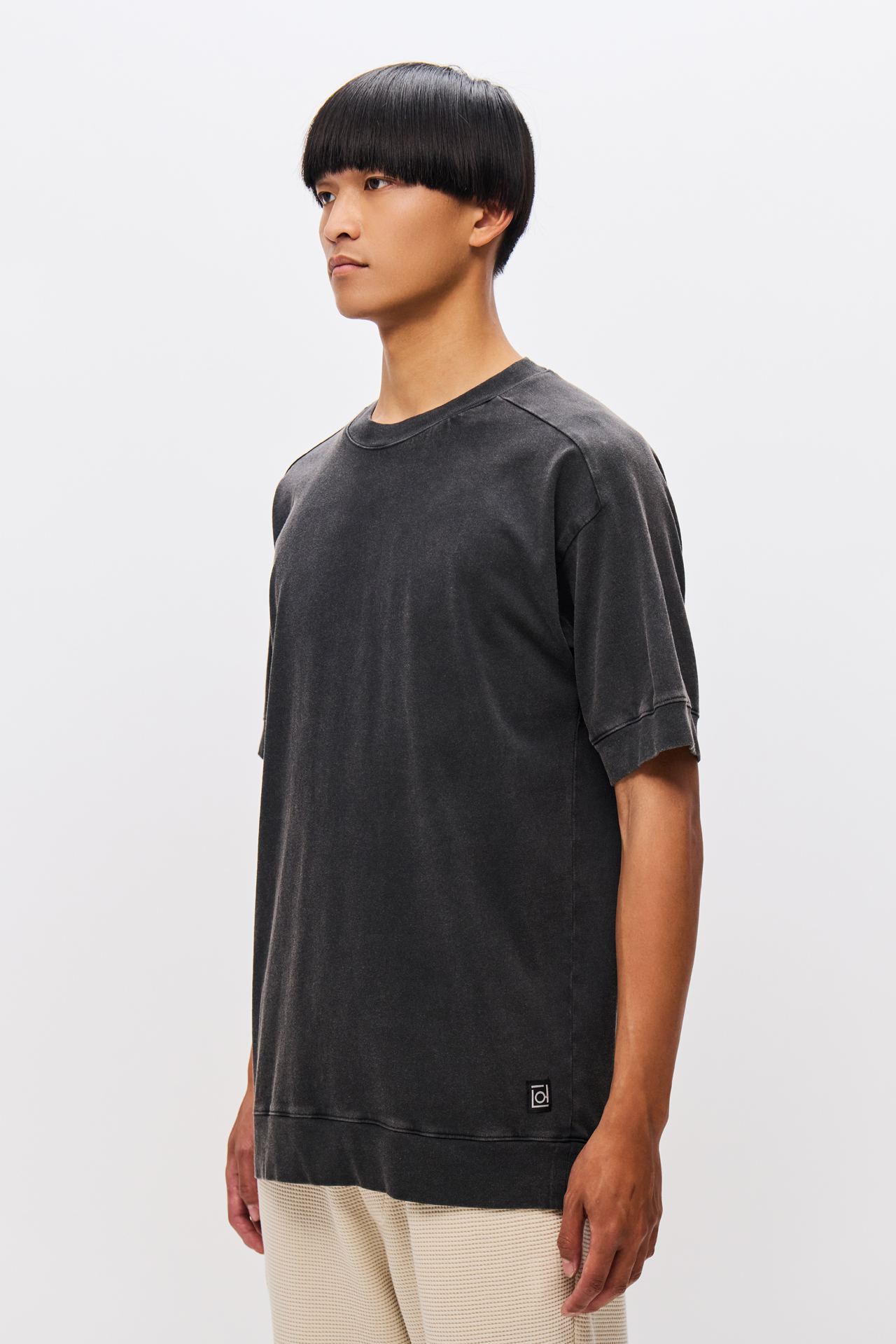 RELAXED RAGLAN T-SHIRT