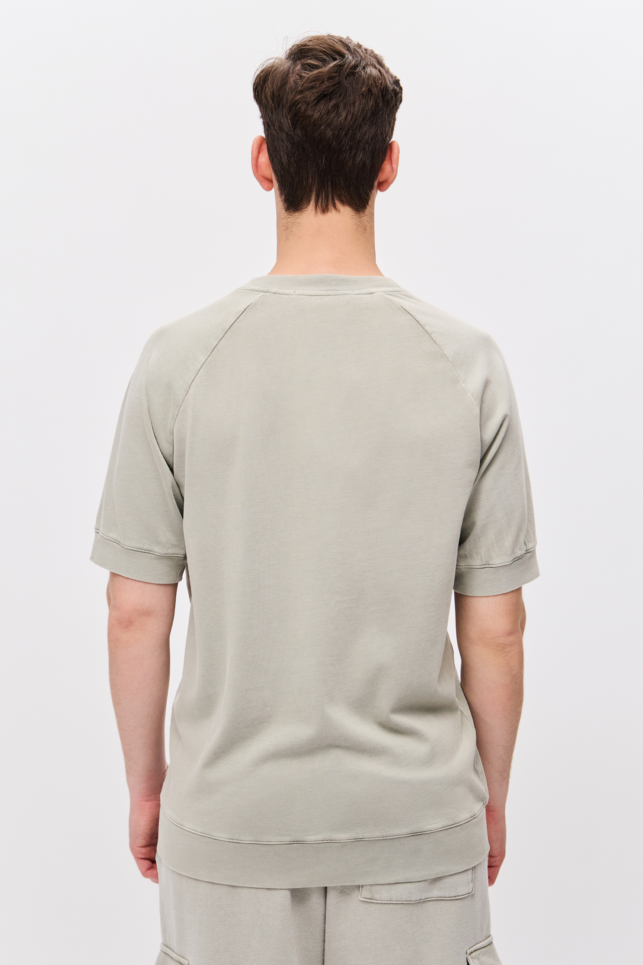 RELAXED RAGLAN T-SHIRT