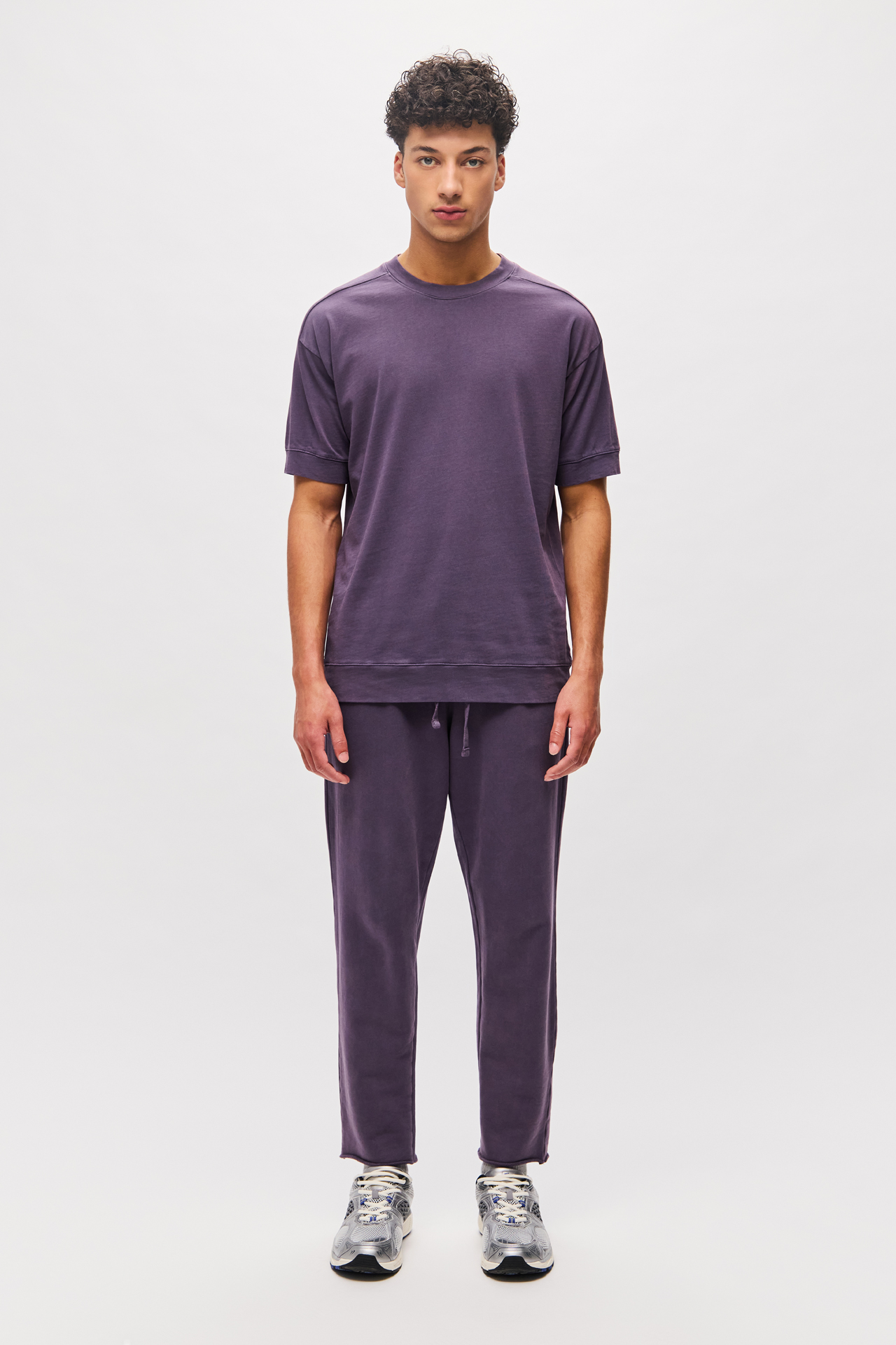 RELAXED RAGLAN T-SHIRT