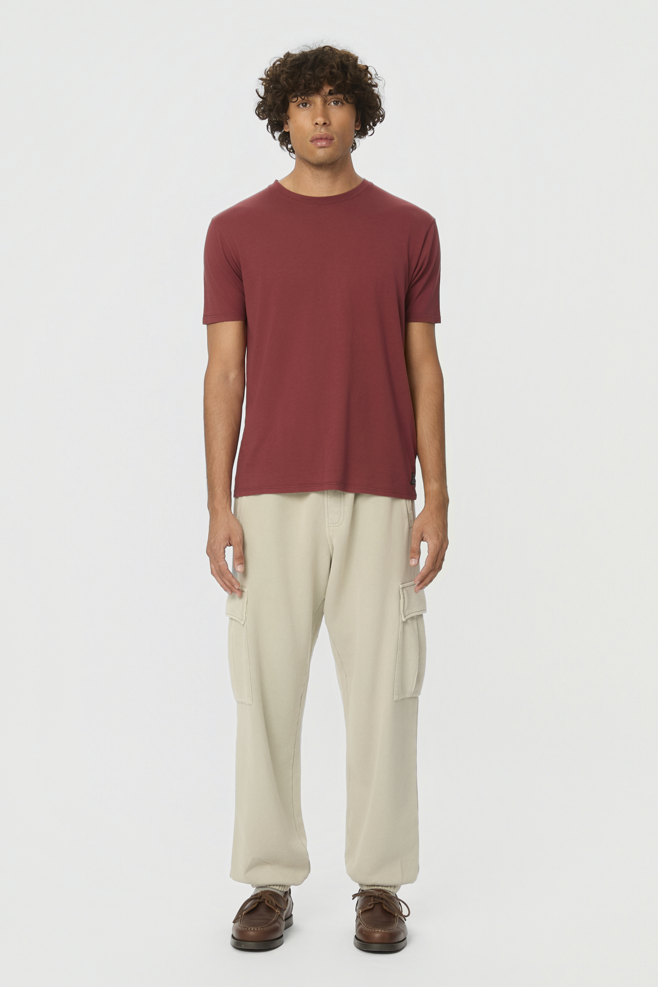 RELAXED ROUNDNECK T-SHIRT