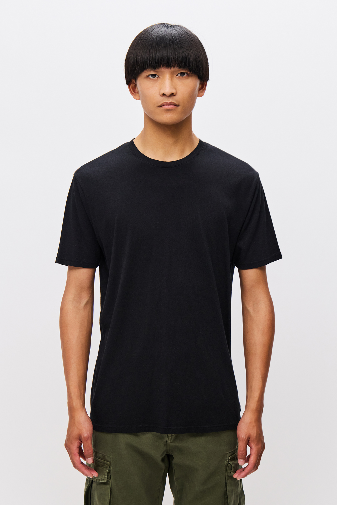 RELAXED ROUNDNECK T-SHIRT