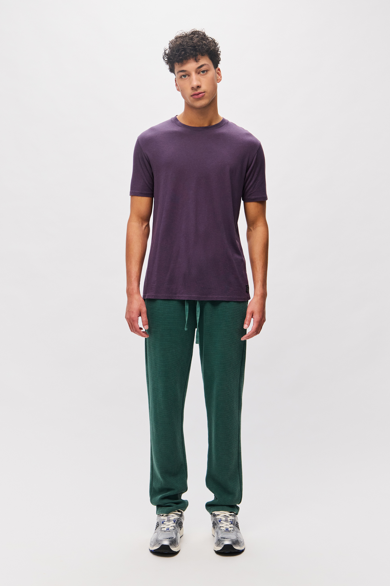 RELAXED ROUNDNECK T-SHIRT
