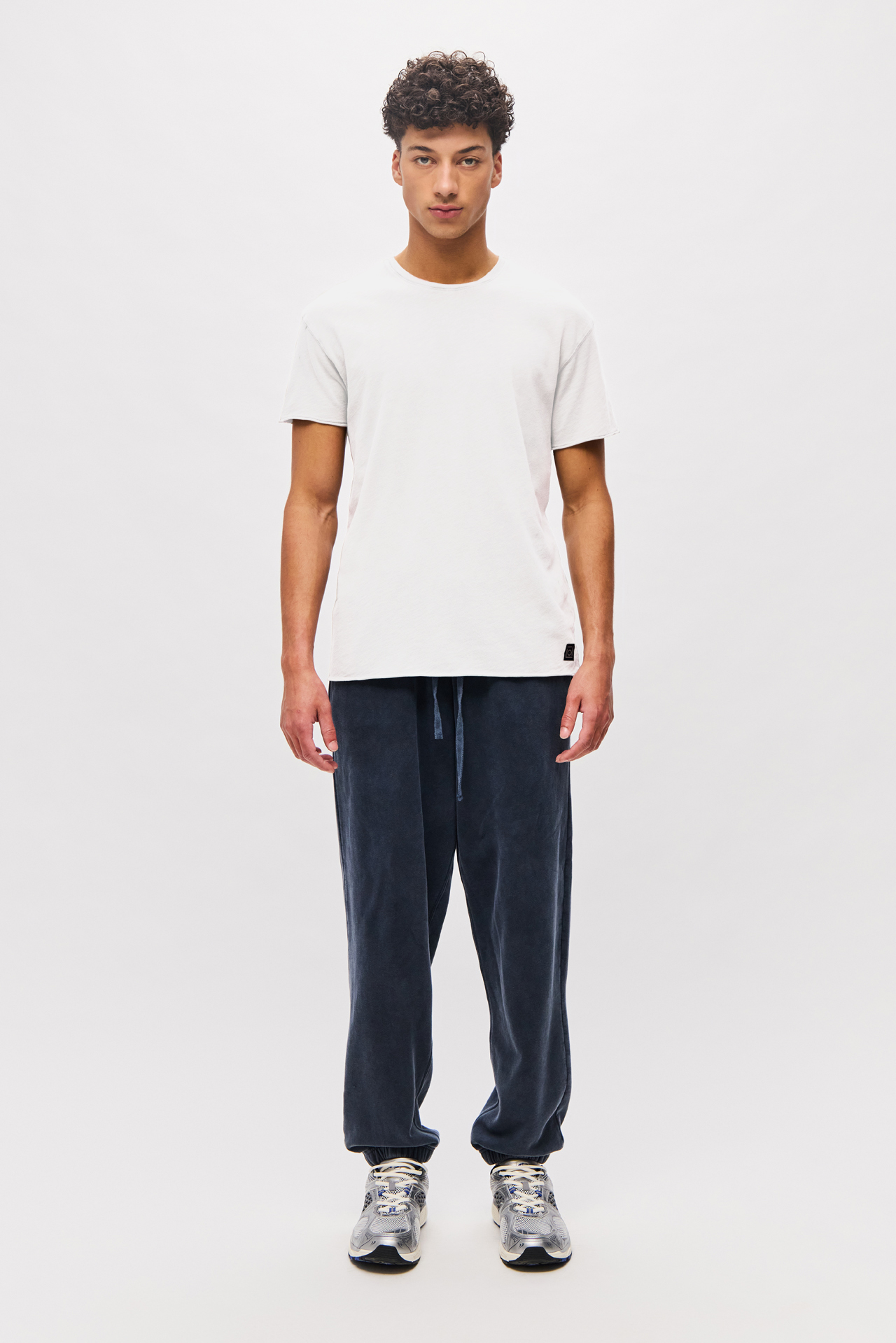 THE ROUNDNECK SLUB T-SHIRT