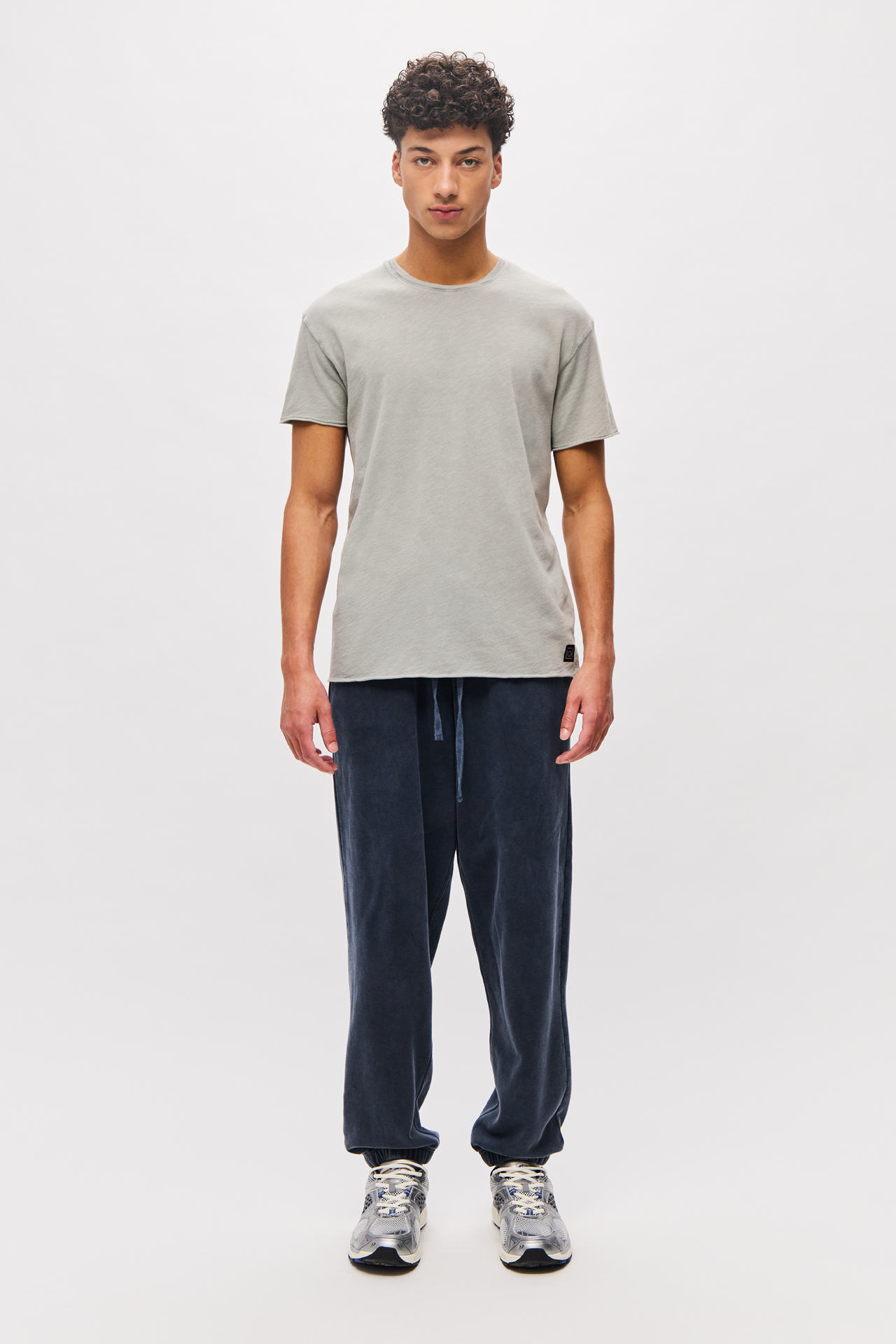 THE ROUNDNECK SLUB T-SHIRT
