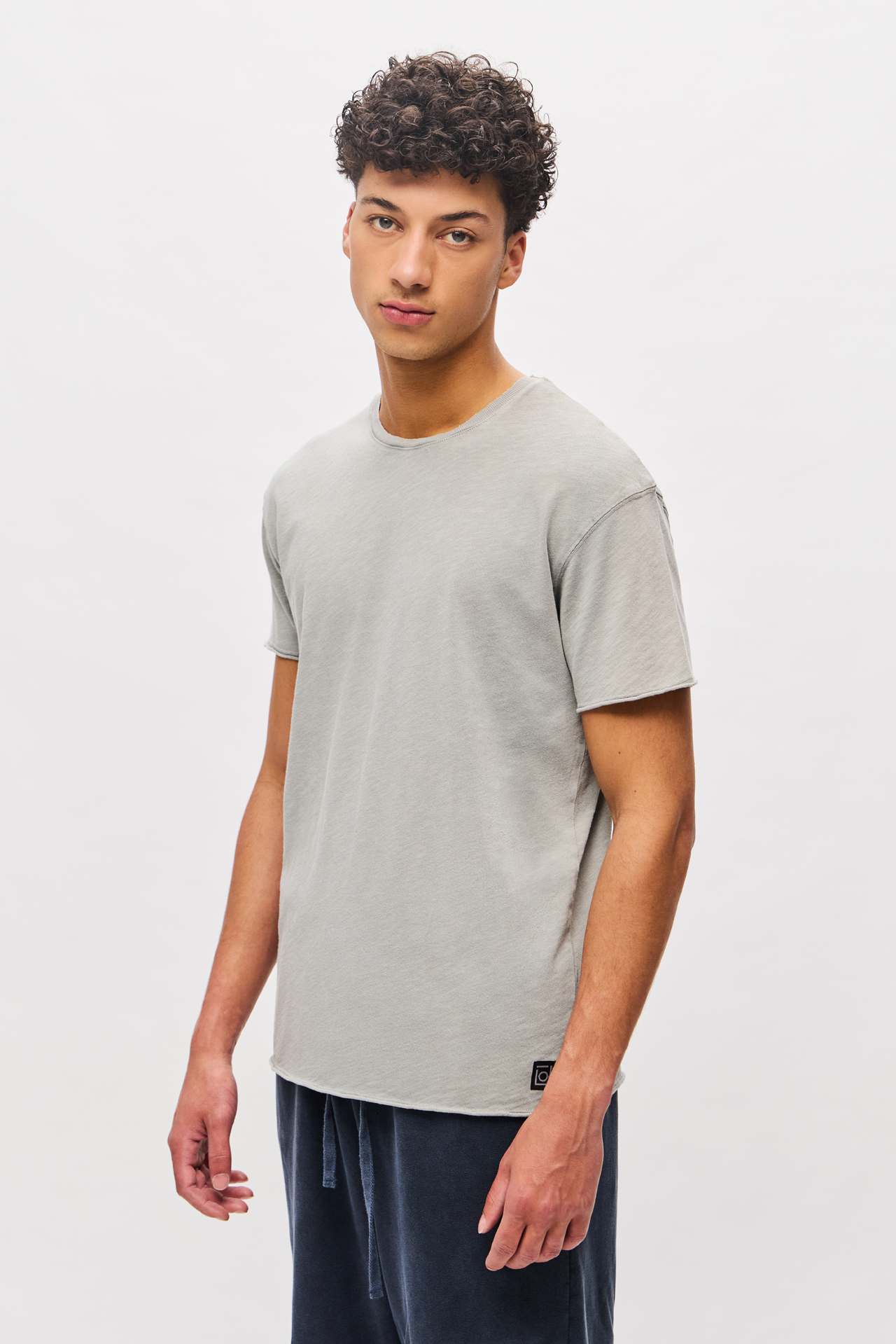 THE ROUNDNECK SLUB T-SHIRT