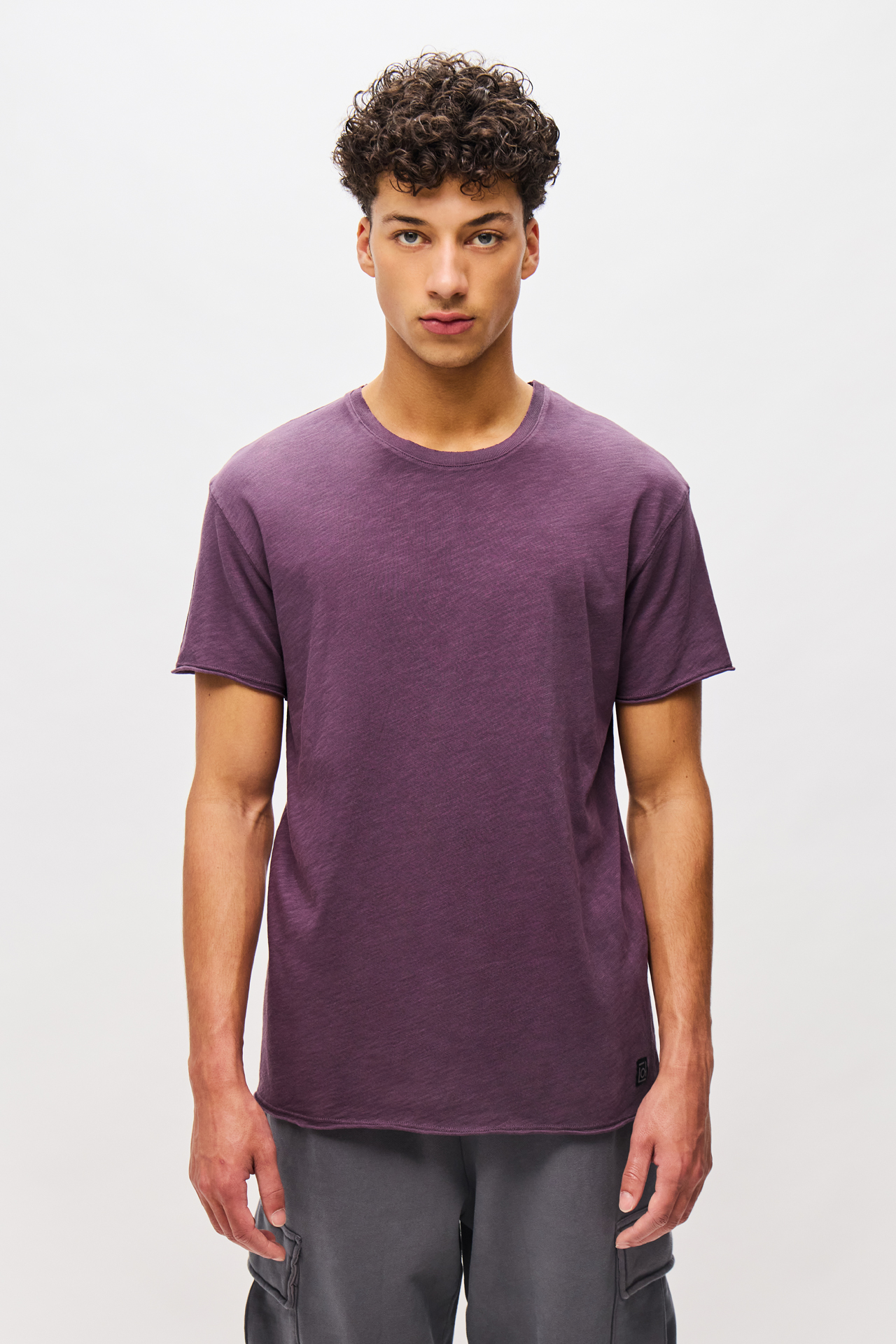 THE ROUNDNECK SLUB T-SHIRT
