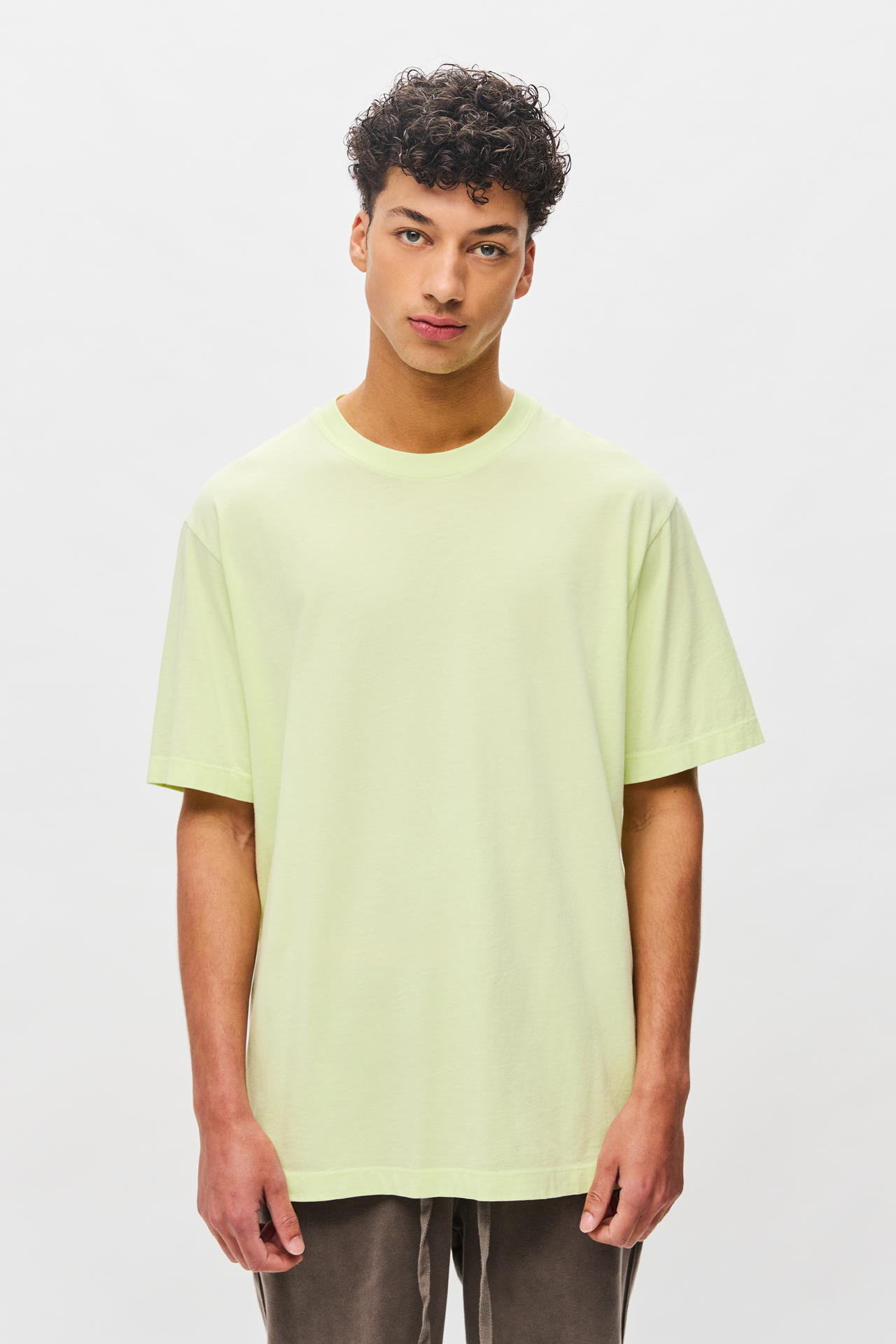 OVERSIZED ROUNDNECK T-SHIRT