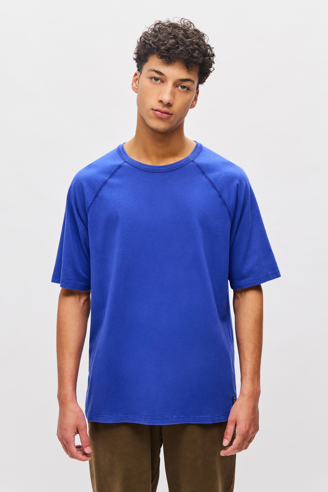 OVERSIZED RAGLAN T-SHIRT