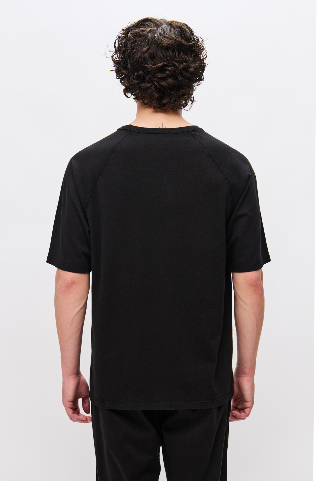 OVERSIZED RAGLAN T-SHIRT