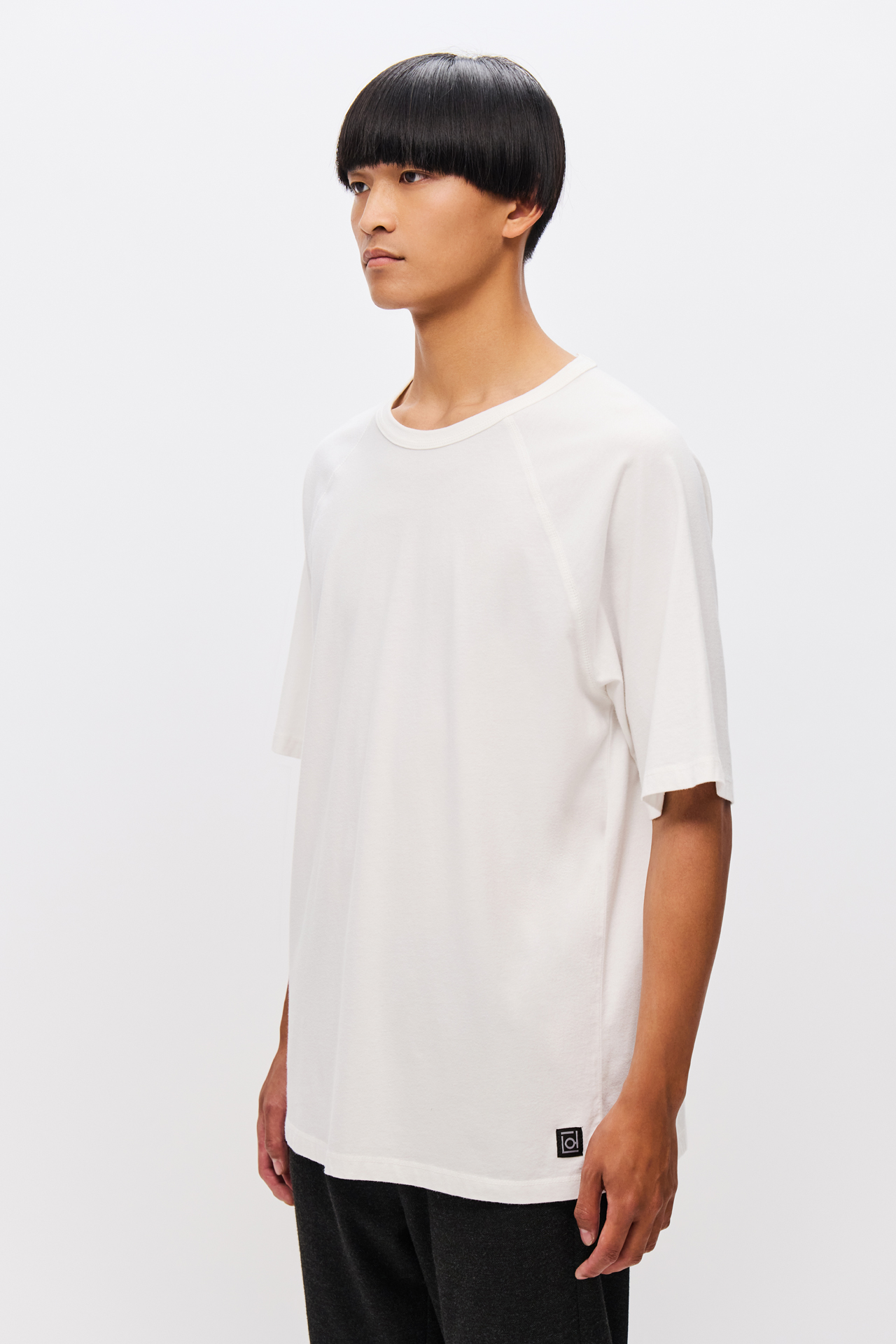 OVERSIZED RAGLAN T-SHIRT