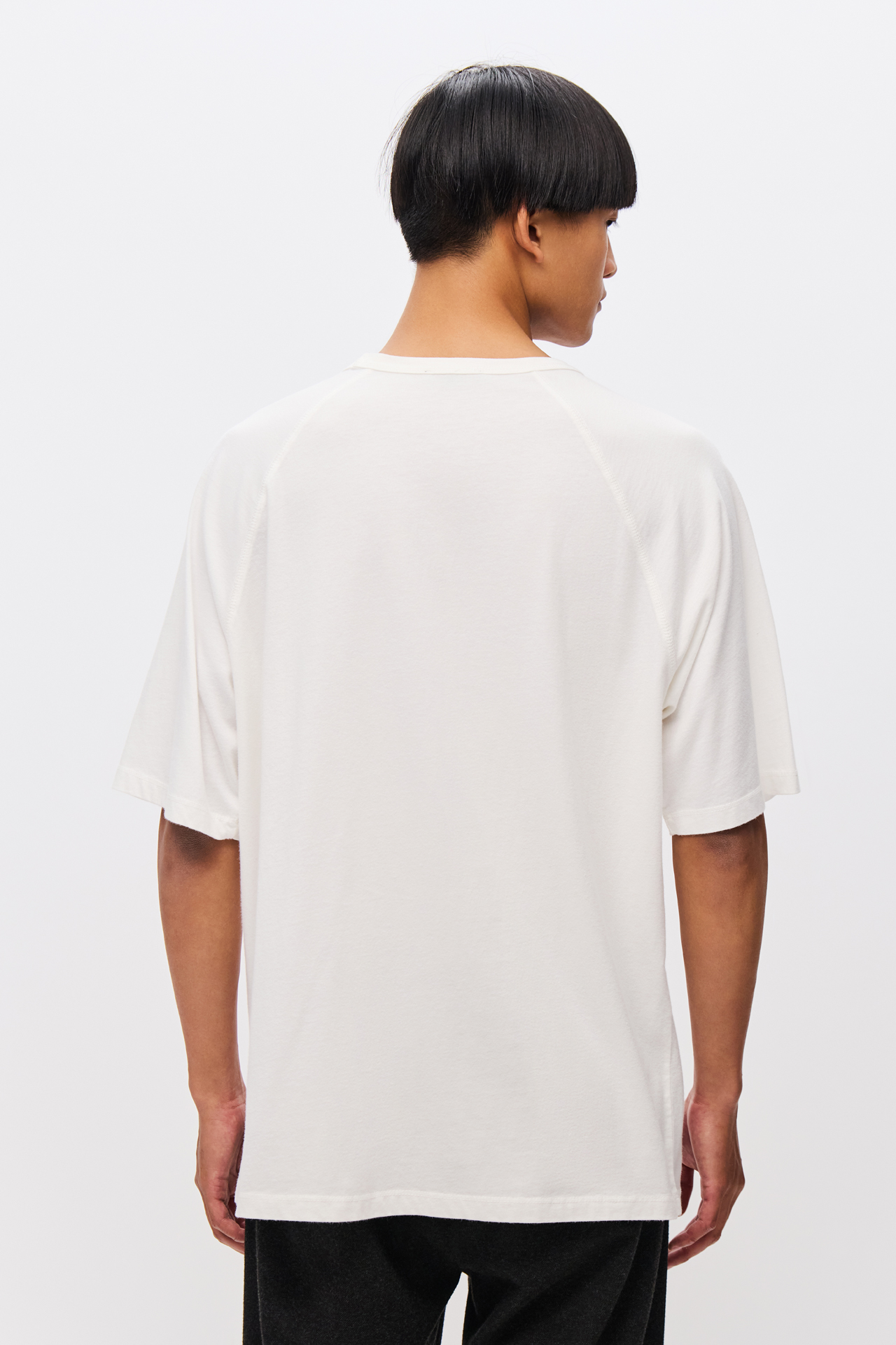 OVERSIZED RAGLAN T-SHIRT