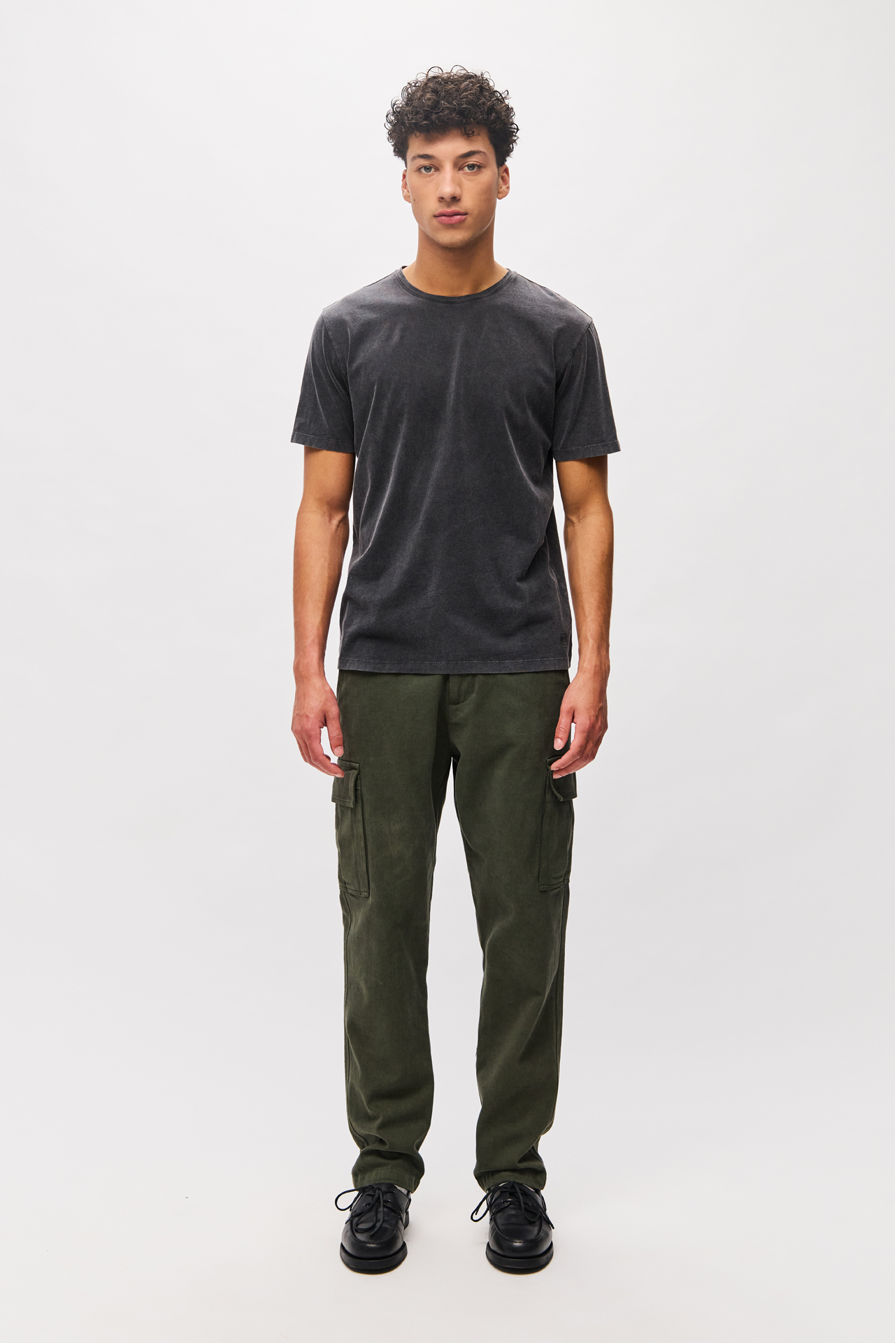 RELAXED T-SHIRT WITH EMBROIDERY
