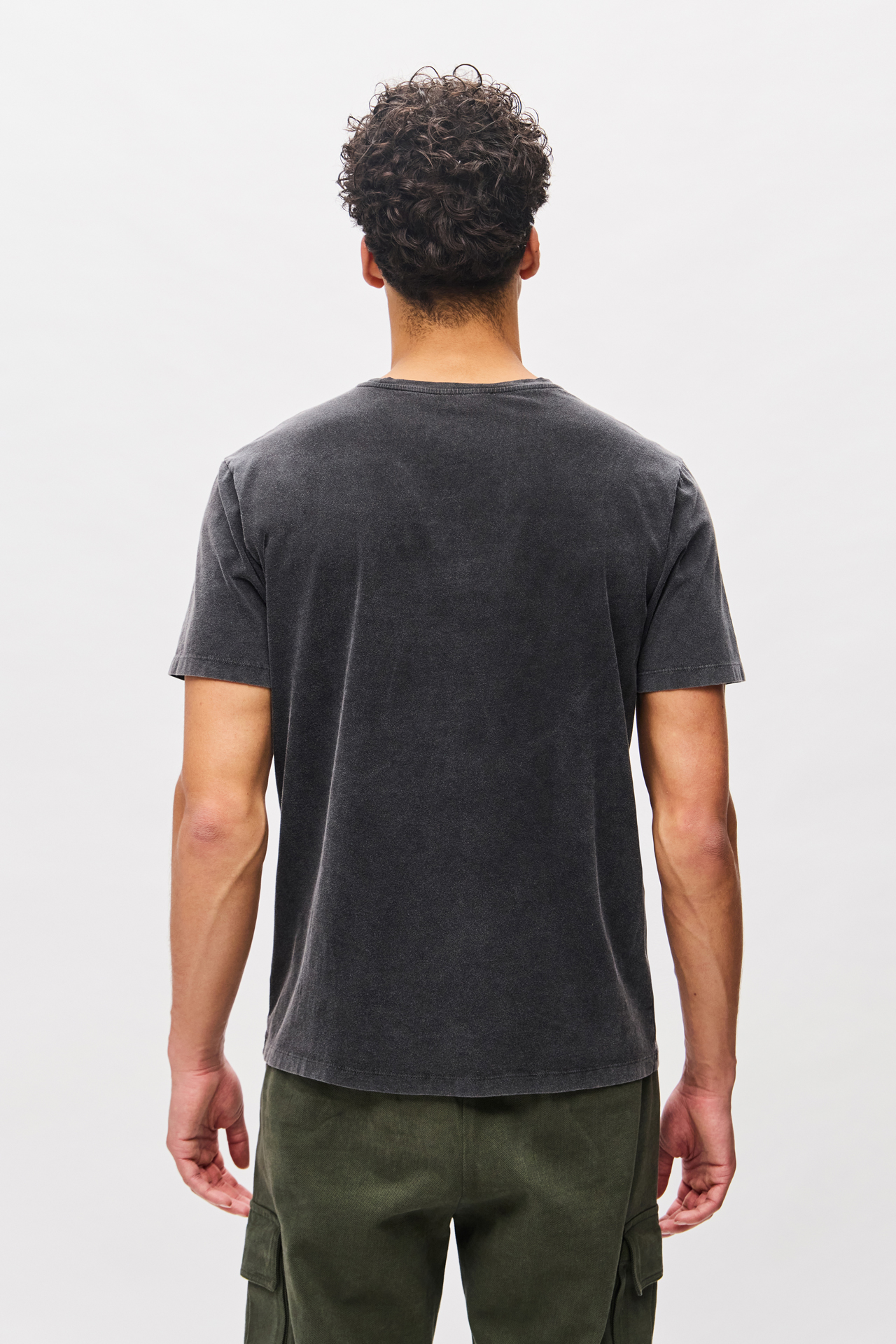 RELAXED T-SHIRT WITH EMBROIDERY