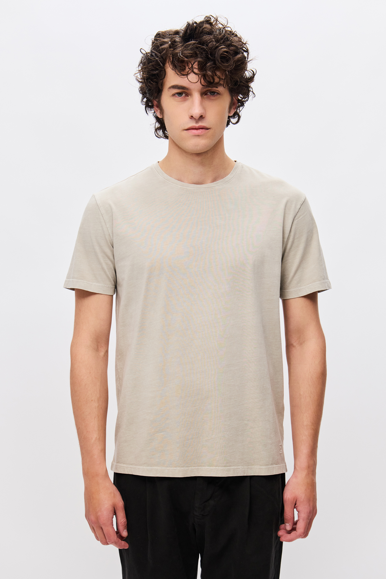 RELAXED T-SHIRT WITH EMBROIDERY