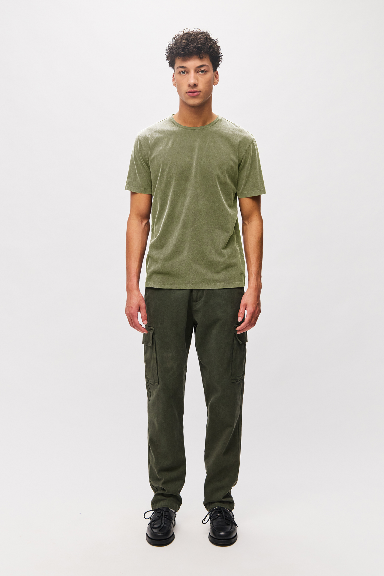 RELAXED T-SHIRT WITH EMBROIDERY